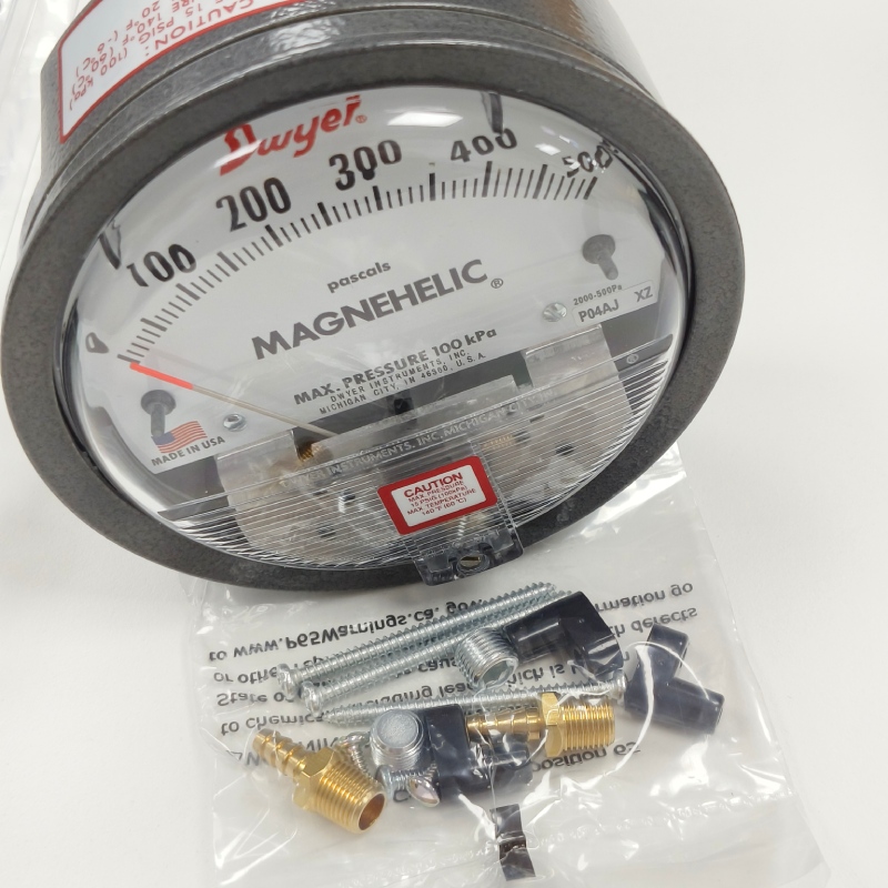 Dwyer Magnehelic Pressure Gauge