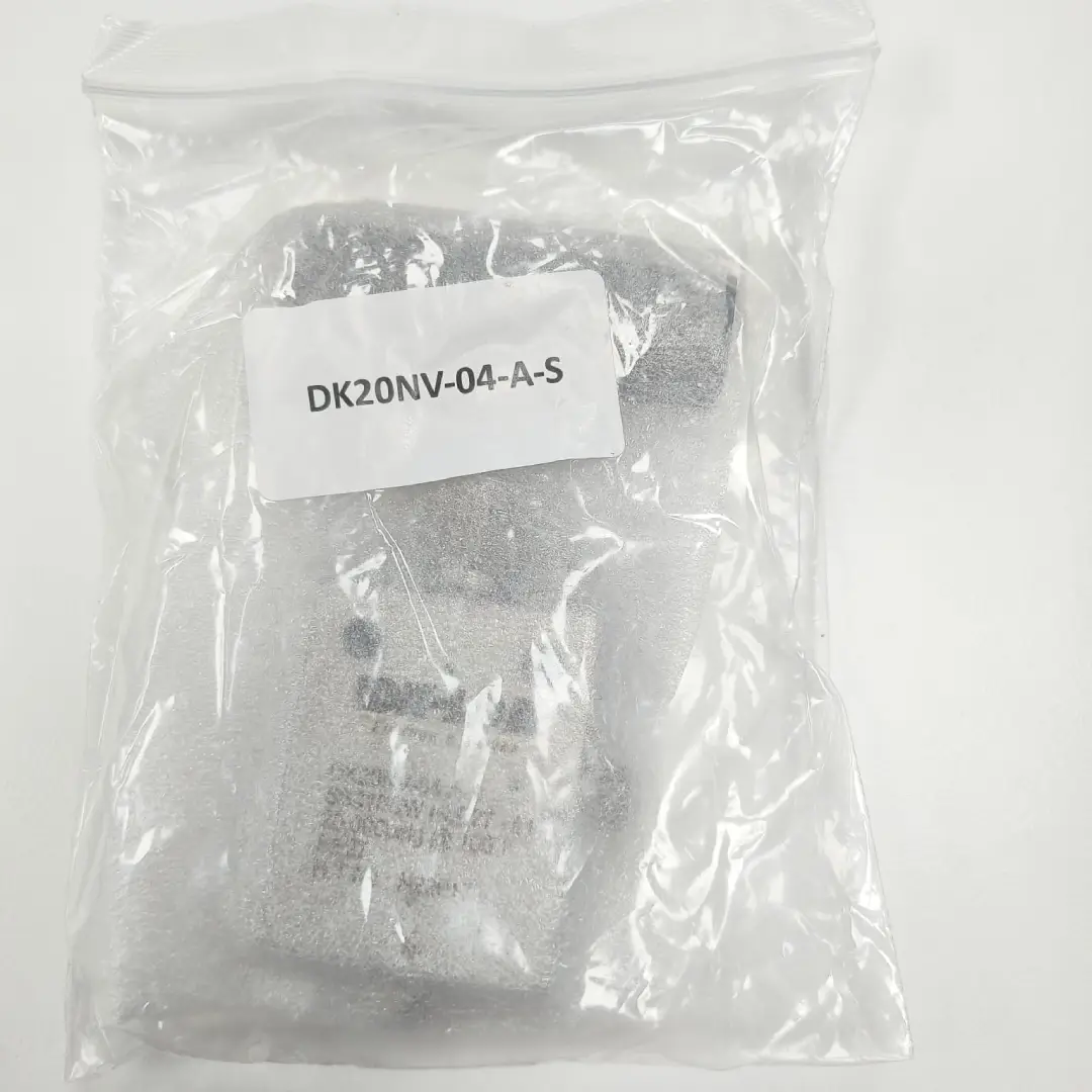 DK-LOK DK-NV High Pressure Needle Valve, 20,000 psi, 1/4" Angle, SS316L, DK20NV-04-A — photo 2 of 6