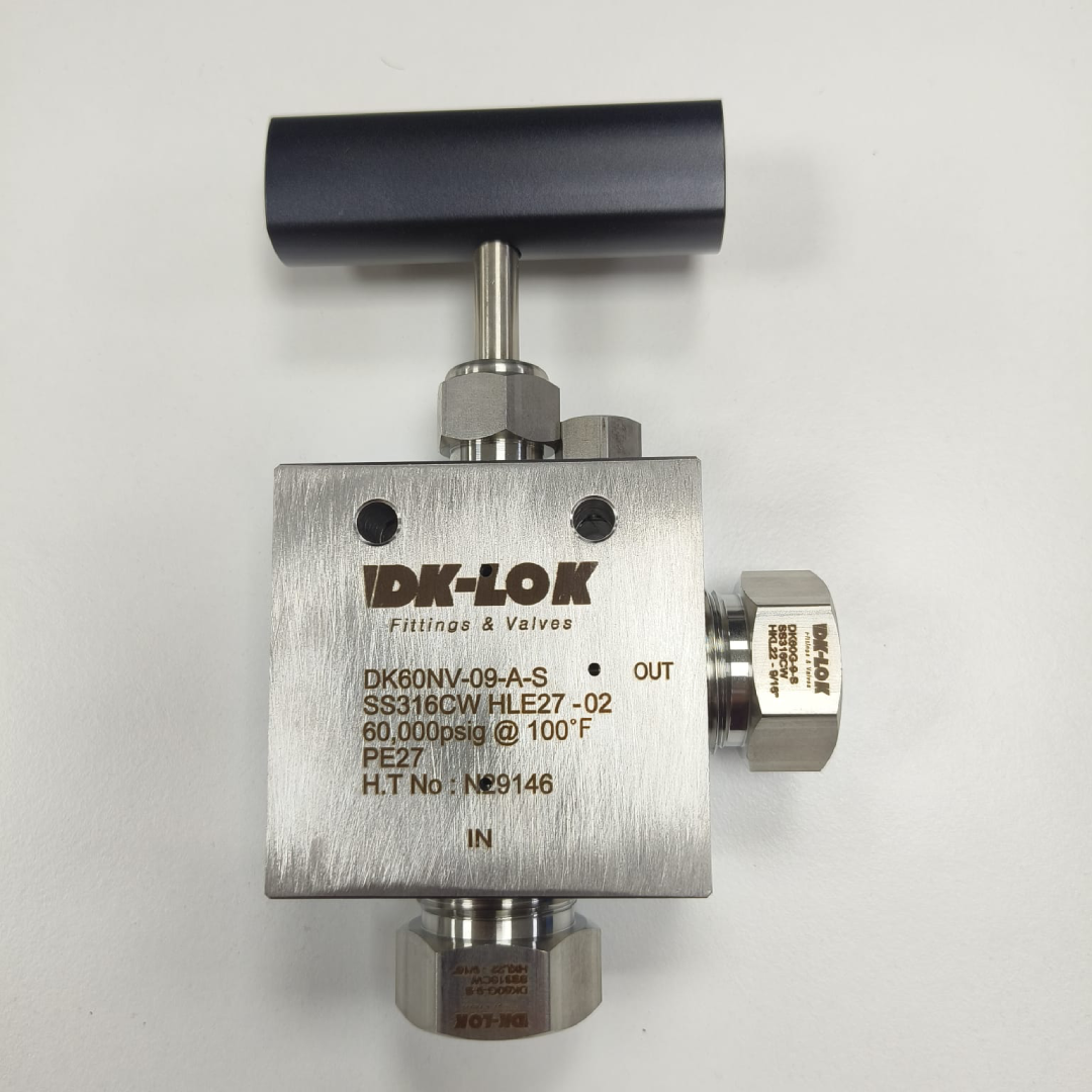 DK-LOK DK-NV High Pressure Needle Valve, 60,000 psi, 9/16" Angle, SS316L, DK60NV-09-A — photo 3 of 6