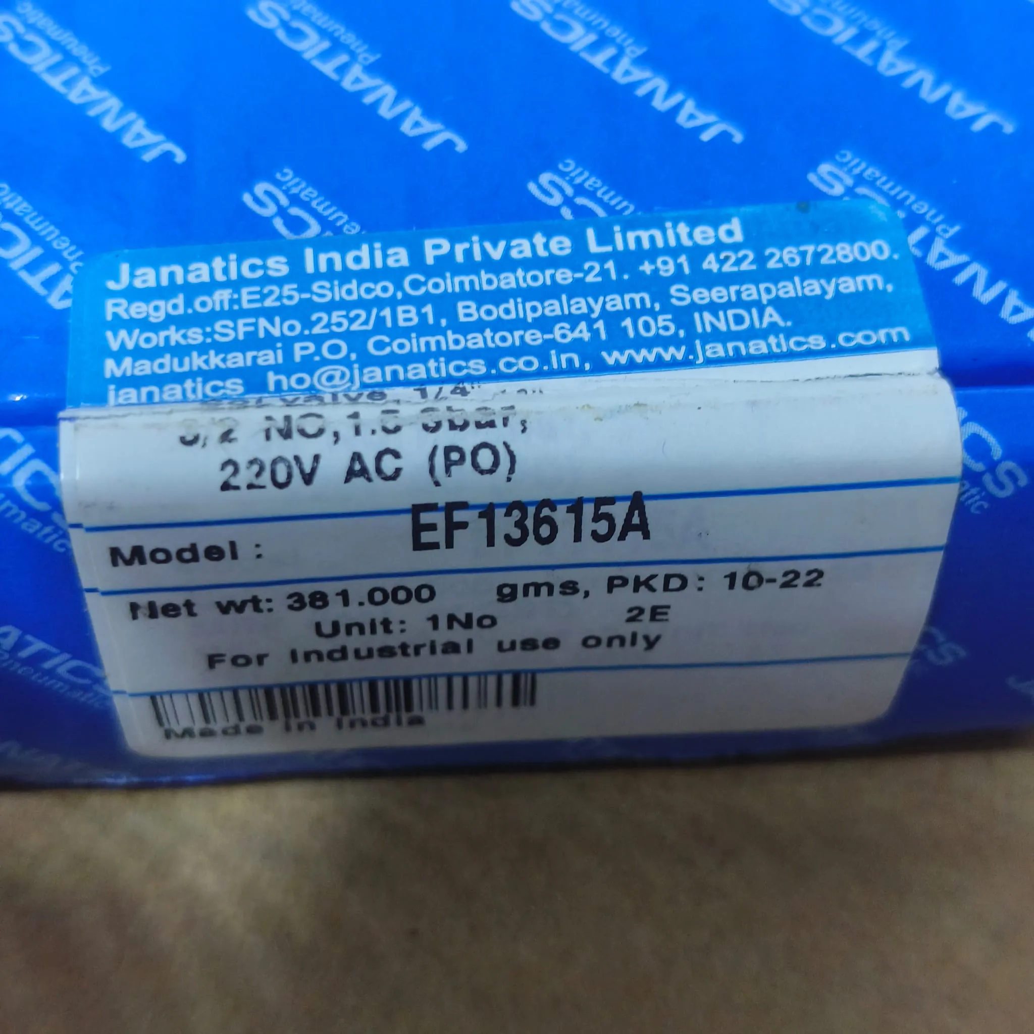 Janatics EF Series Poppet Type Pneumatic Solenoid Valve, 3/2 Way Normally Open, G 1/4" Port, 220V AC Coil with Connector, EF13615A — photo 2 of 5