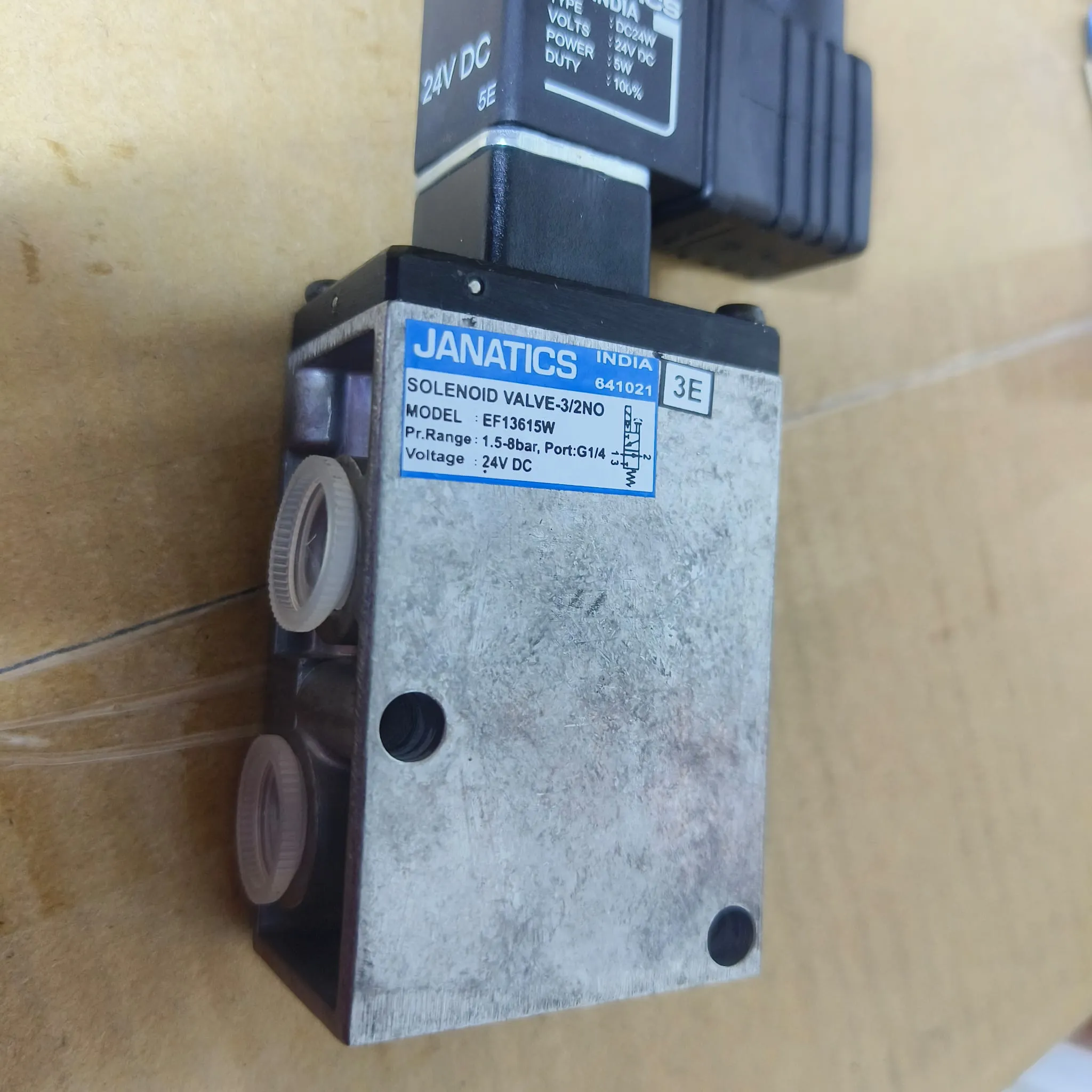 Janatics EF Series Poppet Type Pneumatic Solenoid Valve, 3/2 Way Normally Open, G 1/4" Port, 24V DC Coil with Connector, EF13615W — photo 5 of 5