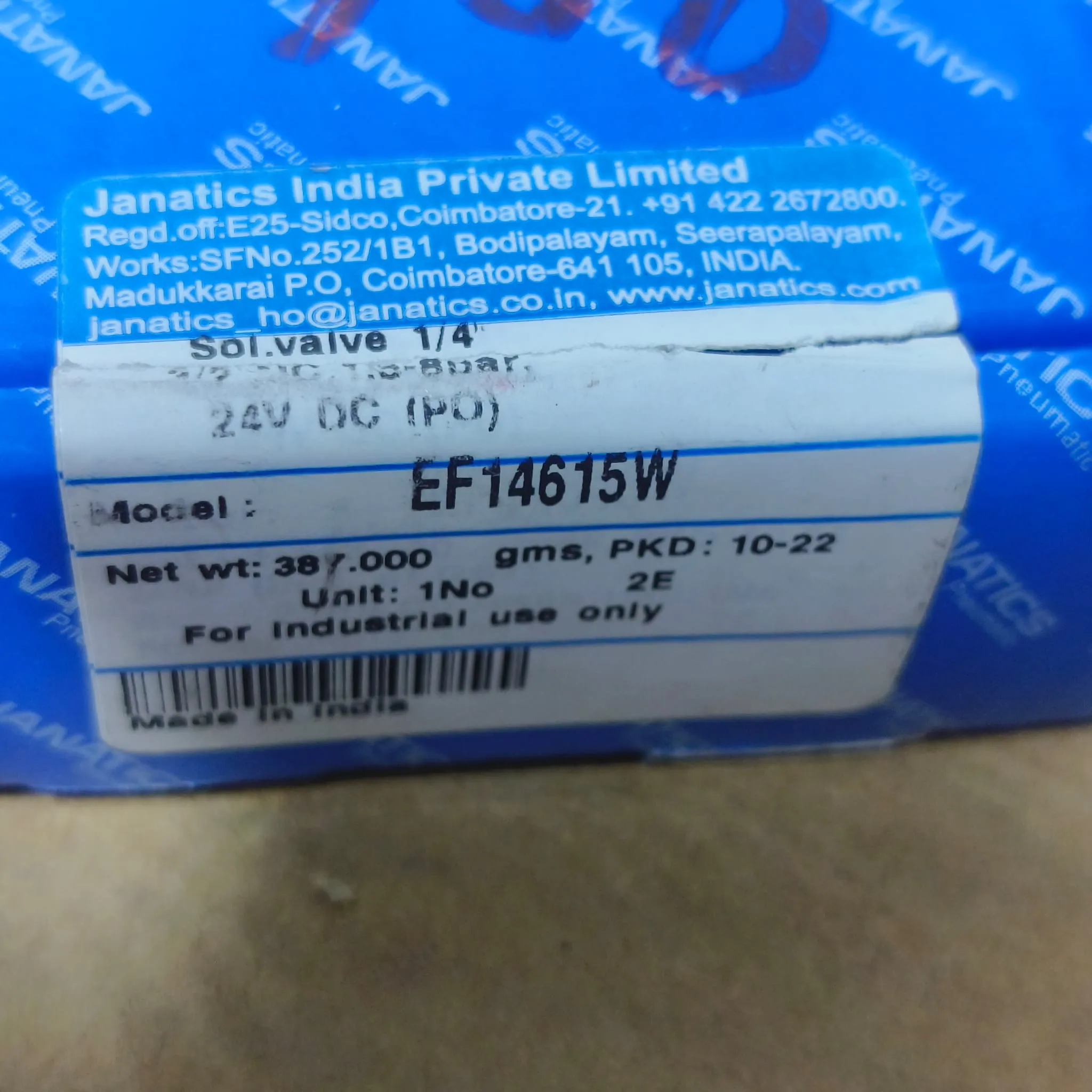 Janatics EF Series Poppet Type Pneumatic Solenoid Valve, 3/2 Way Normally Closed, G 1/4" Port, 24V DC Coil with Connector, EF14615W — photo 2 of 5