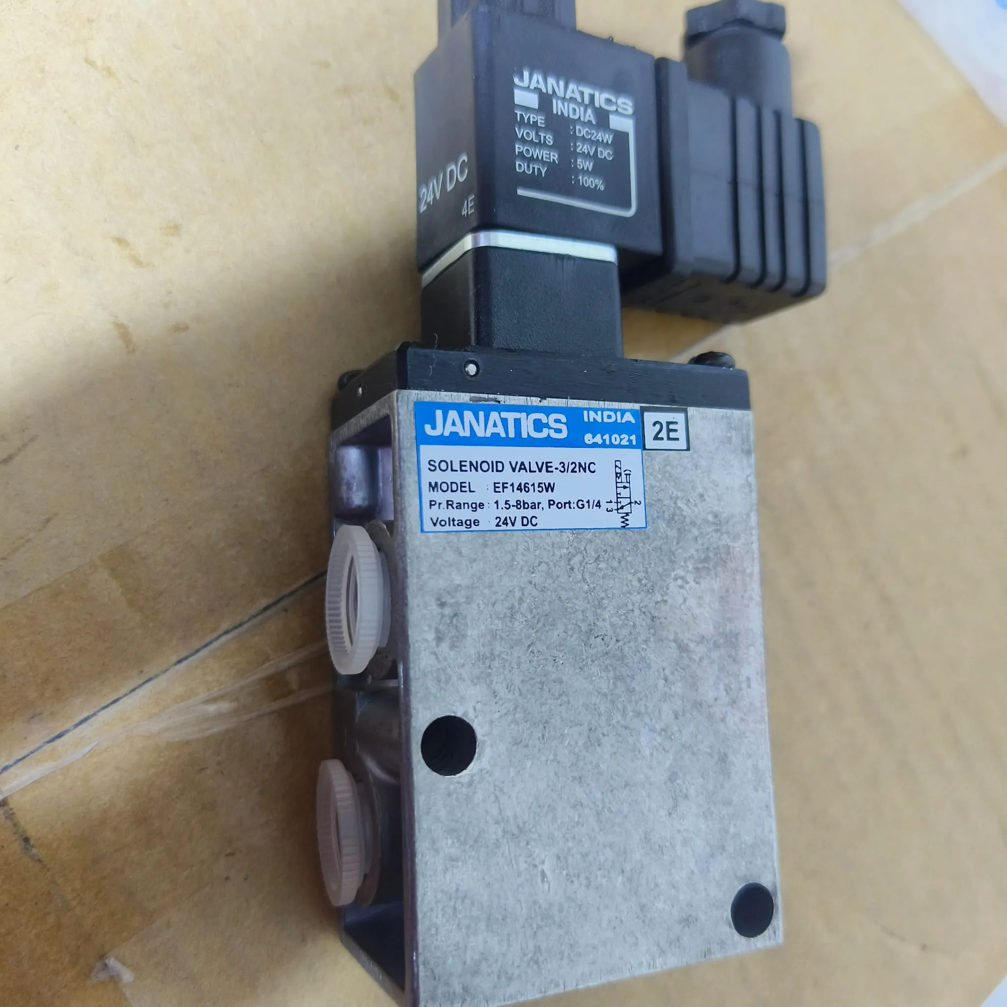 Janatics EF Series Poppet Type Pneumatic Solenoid Valve, 3/2 Way Normally Closed, G 1/4" Port, 24V DC Coil with Connector, EF14615W — photo 5 of 5