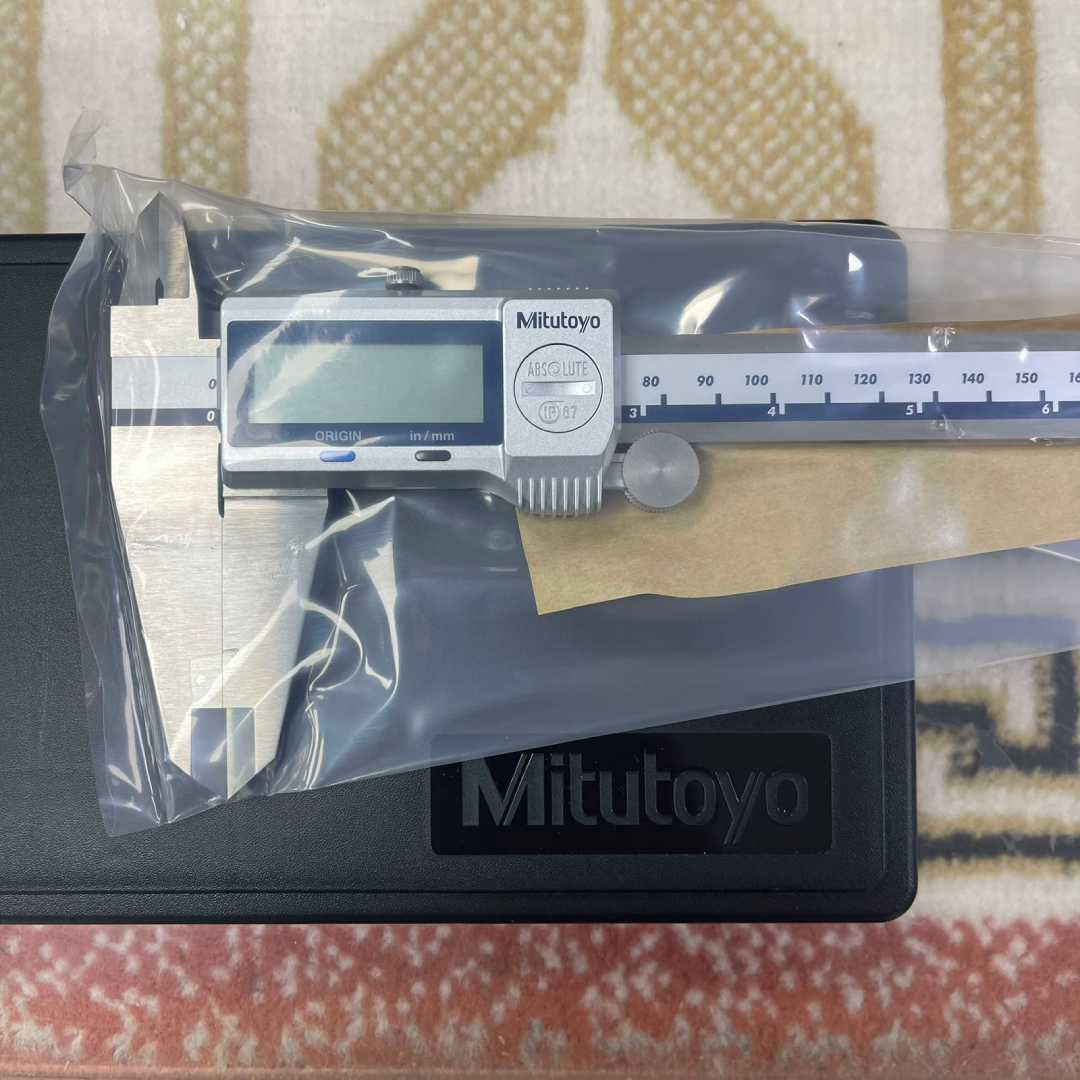Mitutoyo IP67 ABSOLUTE Coolant Proof Digimatic Caliper, 0 to 300 mm (0-12 inch) Range, 500-754-20 — photo 4 of 5