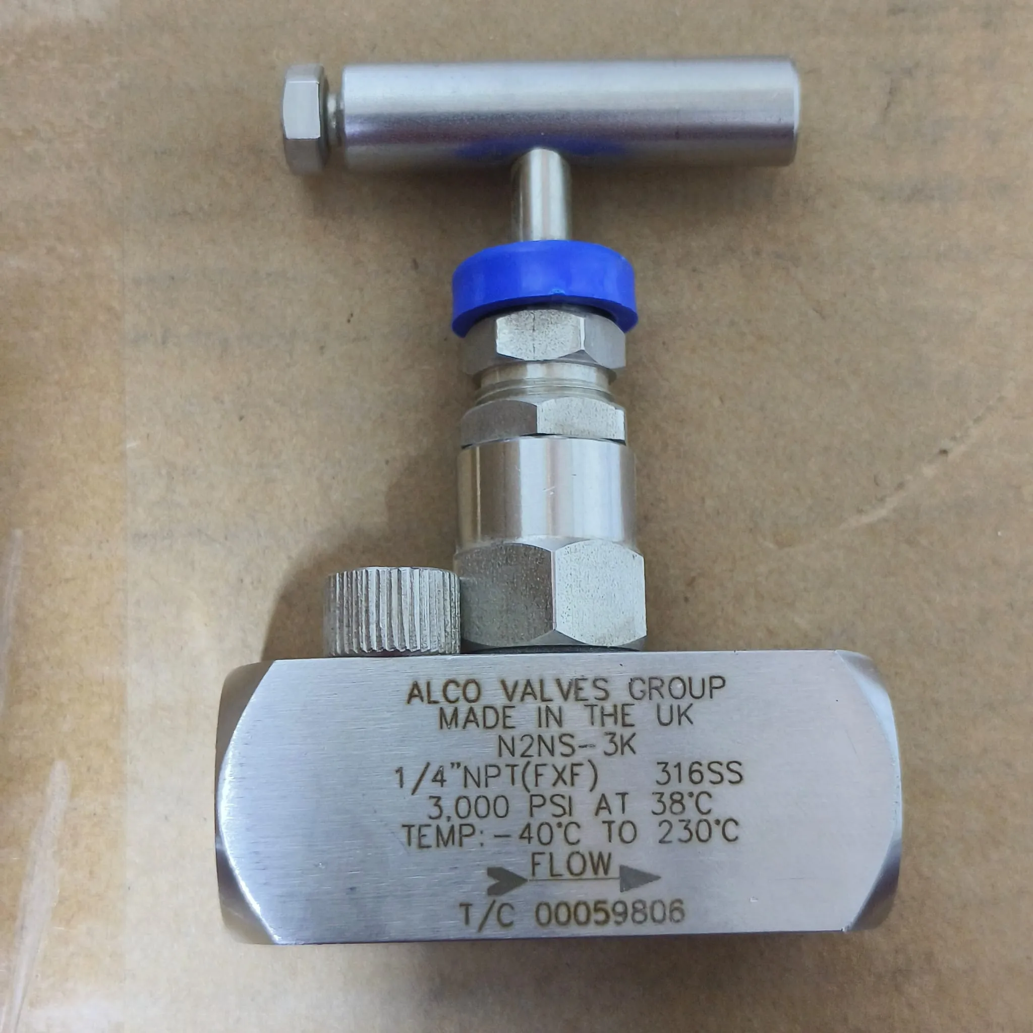 Alco N Series High-Pressure Needle Valve, 1/4" Female NPT, 3000 psi, SS316, N2NS-3K — photo 2 of 4