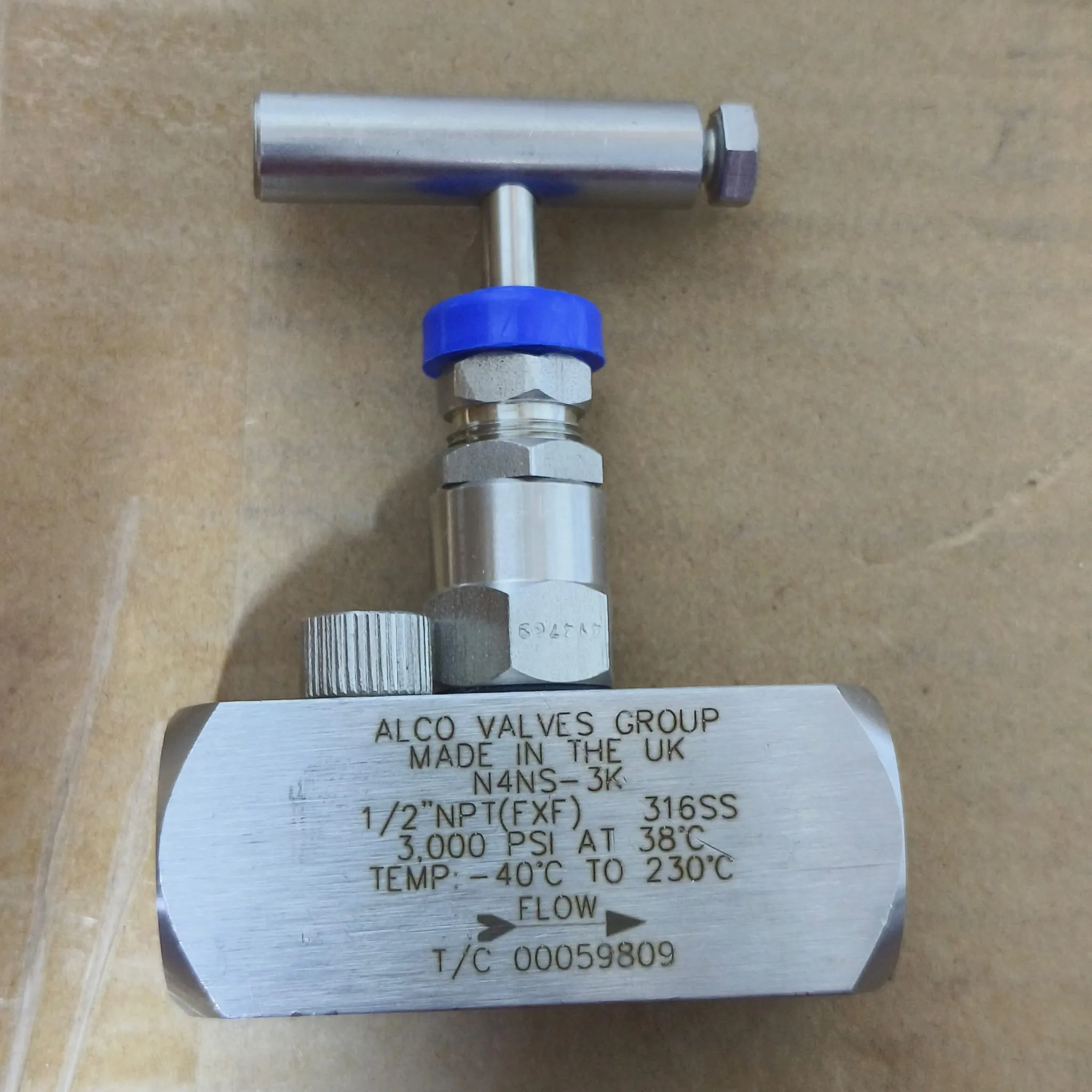 Alco N Series High-Pressure Needle Valve, 1/2" Female NPT, 3000 psi, SS316, N4NS-3K — photo 2 of 4