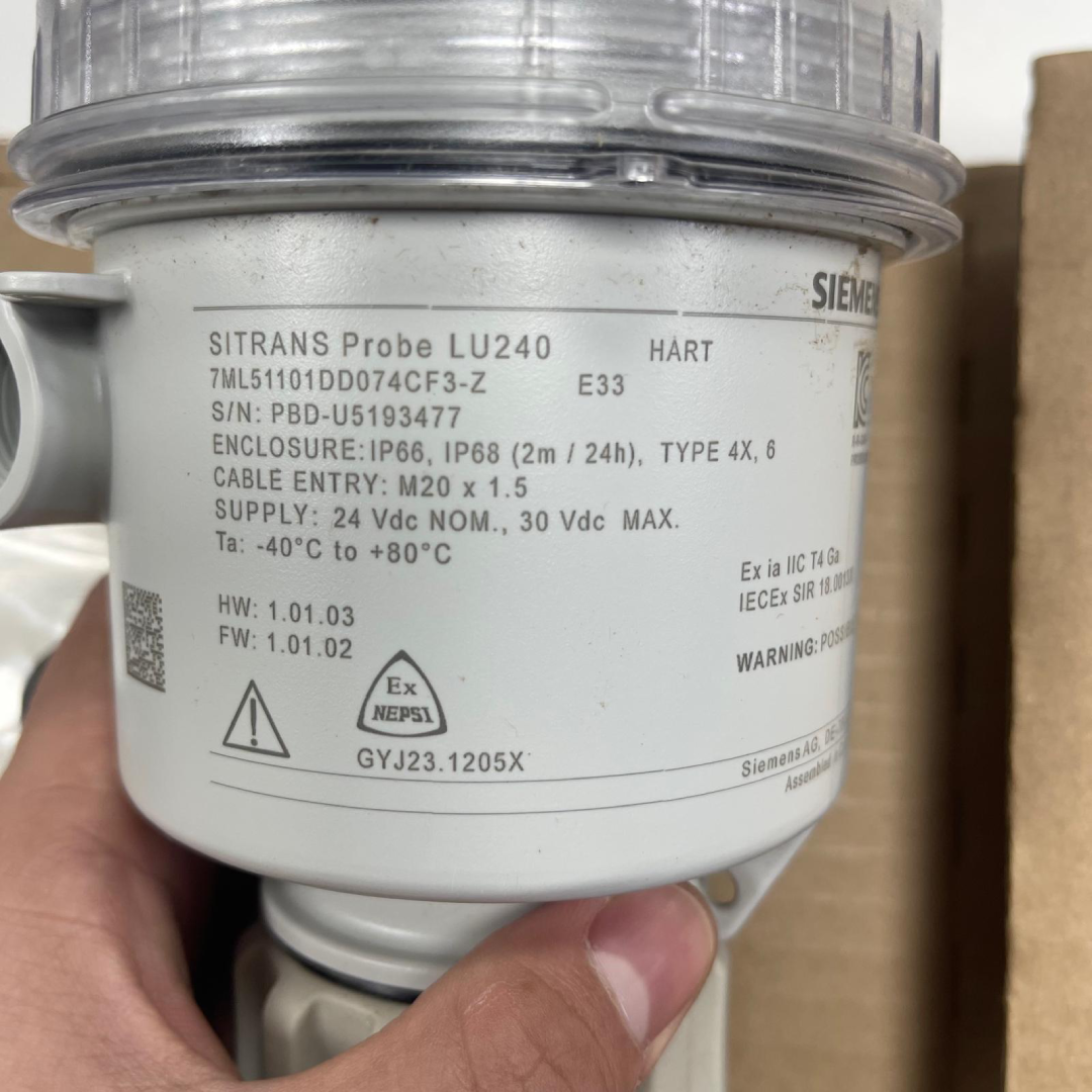 Siemens SITRANS Probe LU240 Ultrasonic Level Transmitter, 0.2–6 m, 2" NPT, HART, 7ML5110-1DD07-4CF3-Z E33 — photo 4 of 5