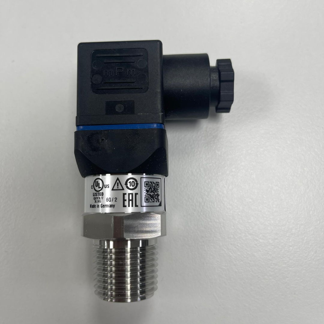 WIKA A-10 Pressure Transmitter, 0-2.5 Bar Gauge, 1/2 NPT, Valve Connector, 74007327 — photo 3 of 6