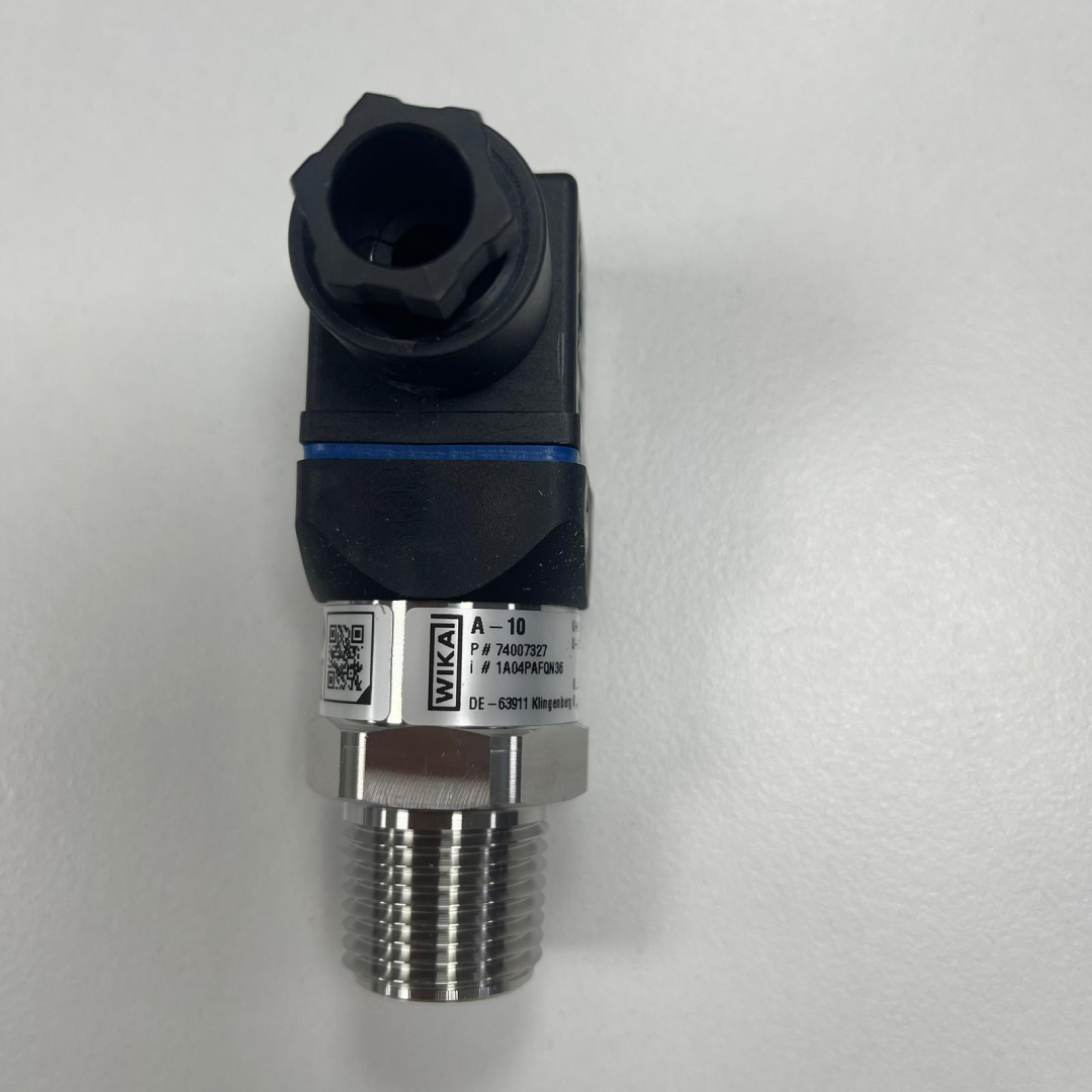 WIKA A-10 Pressure Transmitter, 0-2.5 Bar Gauge, 1/2 NPT, Valve Connector, 74007327 — photo 5 of 6