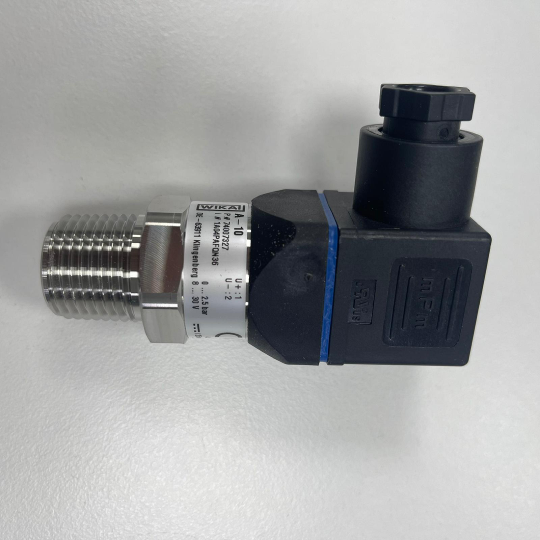 WIKA A-10 Pressure Transmitter, 0-2.5 Bar Gauge, 1/2 NPT, Valve Connector, 74007327 — photo 6 of 6