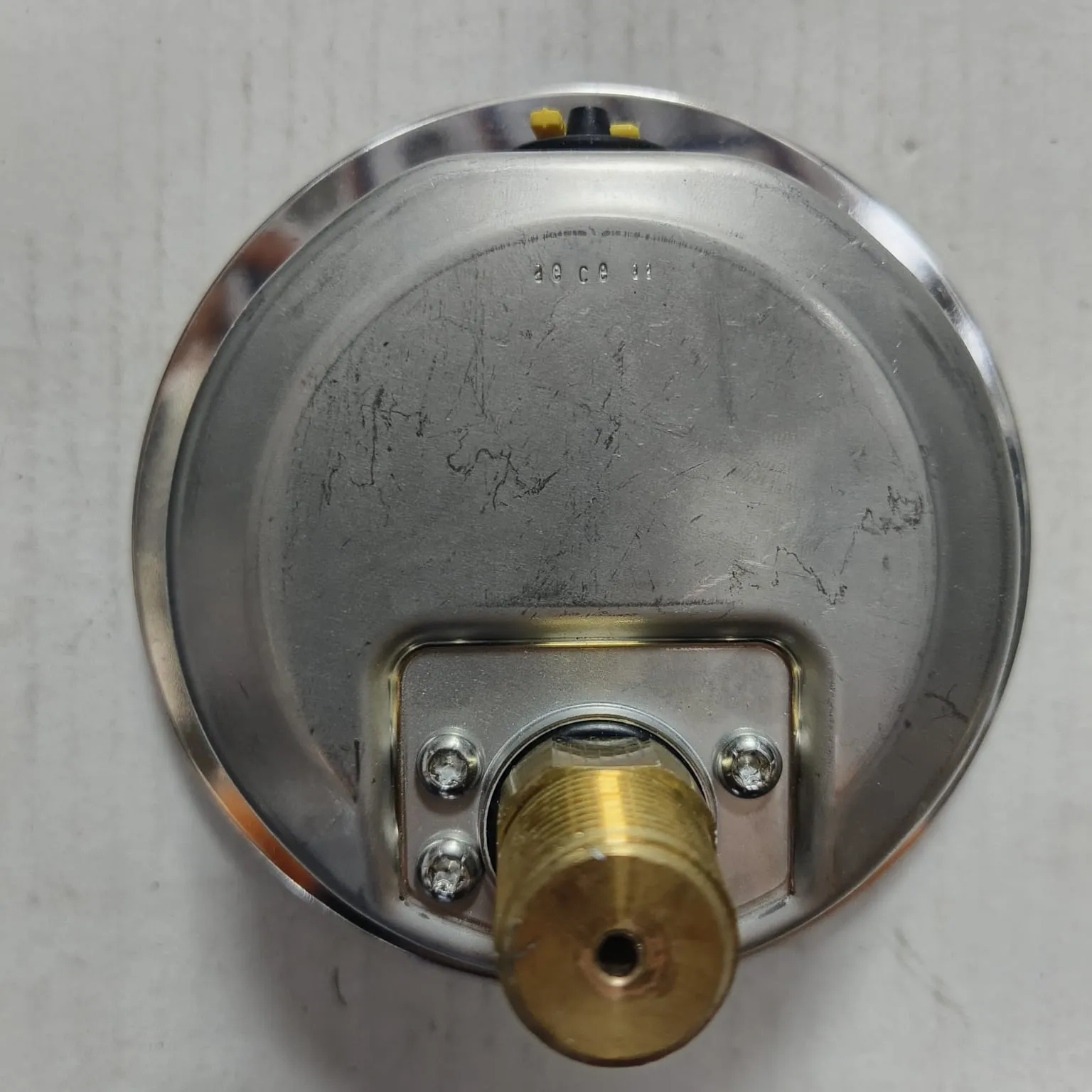 WIKA Pressure Gauge 212.53.100, 0...200 psi, Dual Scale, 4" Dial, 1/2" Male NPT Lower Mount, 39939596 - image 6