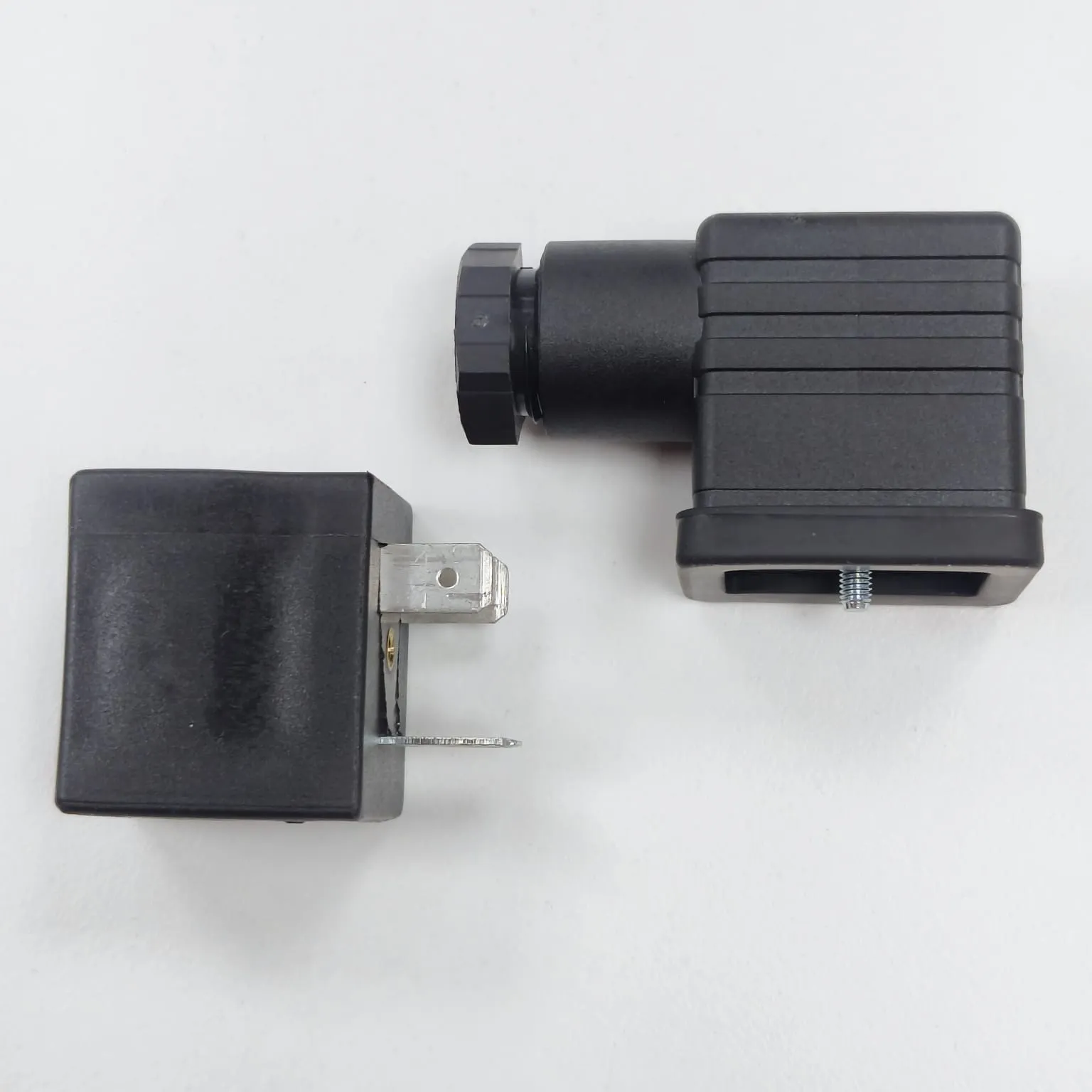 ACL Series 3 Coil with Connector, 24V AC, 50/60Hz for Solenoid Valves, 30B - image 6