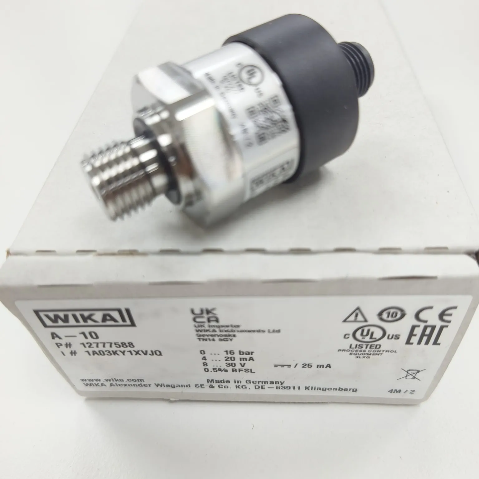 WIKA A-10 Pressure Transmitter, 0...16 Bar Gauge, G 1/4 A DIN EN ISO 1179-2 Connection, Circular Connector M12x1, 4-pin, 12777588 - image 2