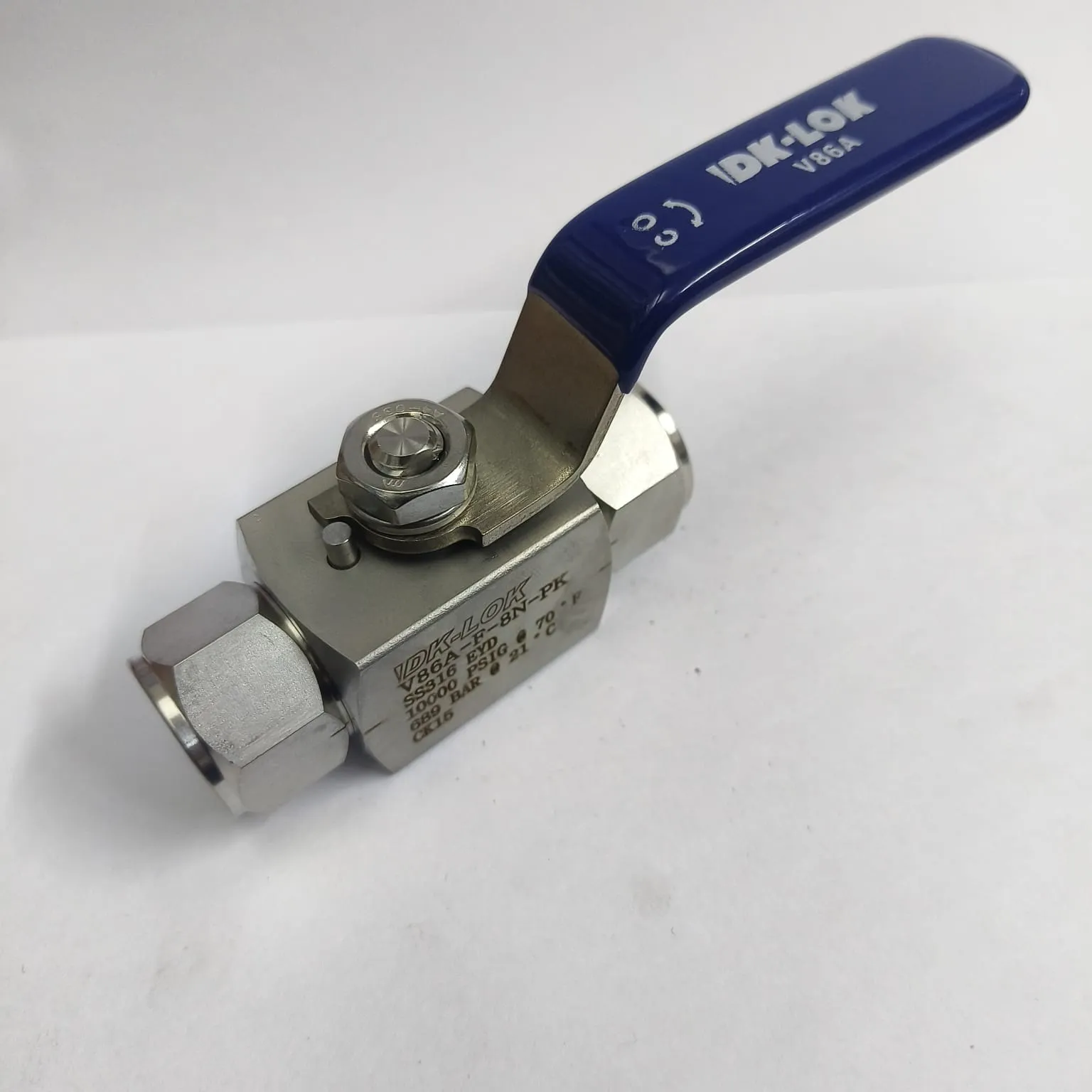 DK-LOK V86A Series Ball Valve, 10,000 psig, 1/4" Female NPT Connections, SS316, V86A-F-4N-PK - image 4