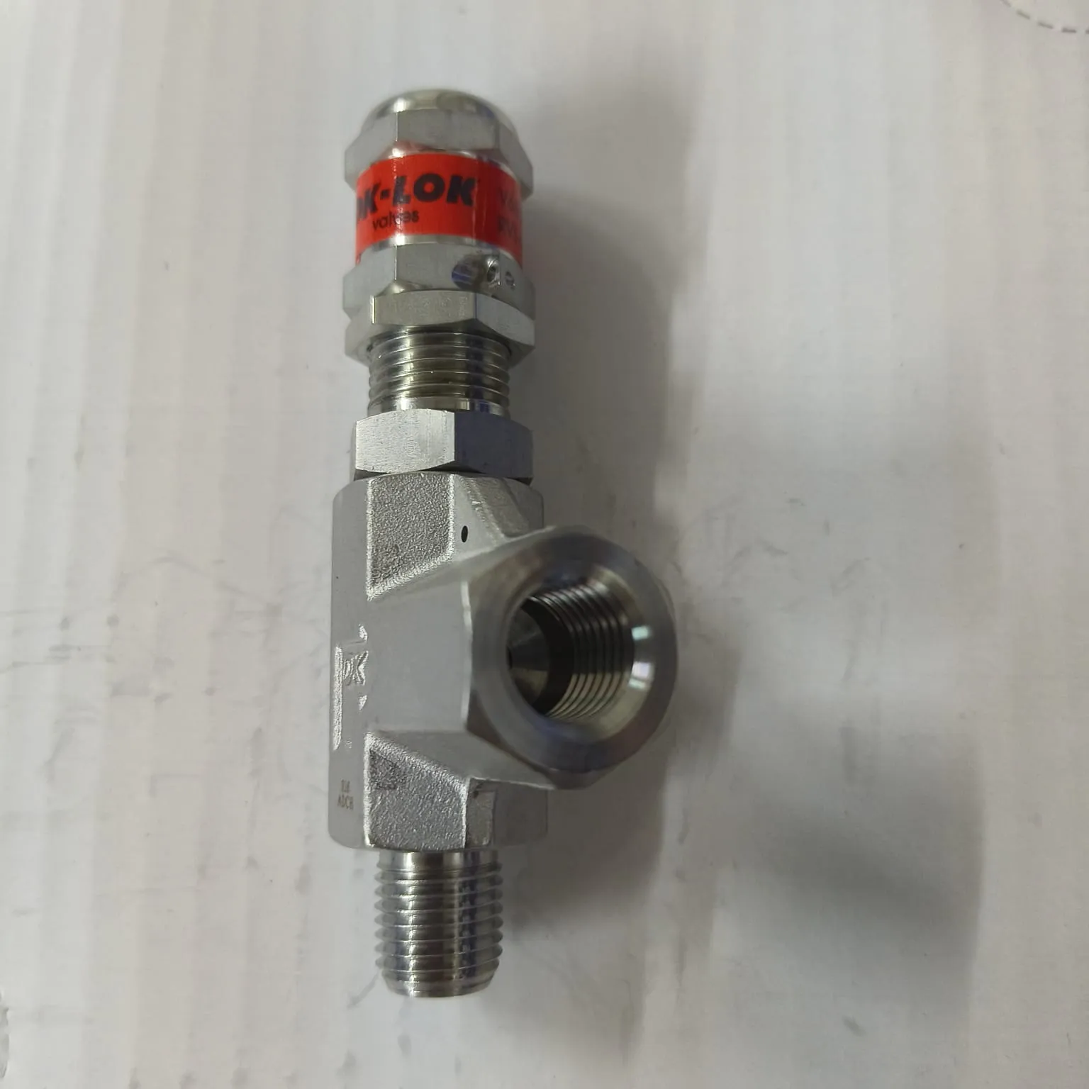 DK-LOK V66 Series Relief Valve, 1/4" Male x Female NPT Connections, No Spring Installed, SS316, V66-MF-4N - image 4