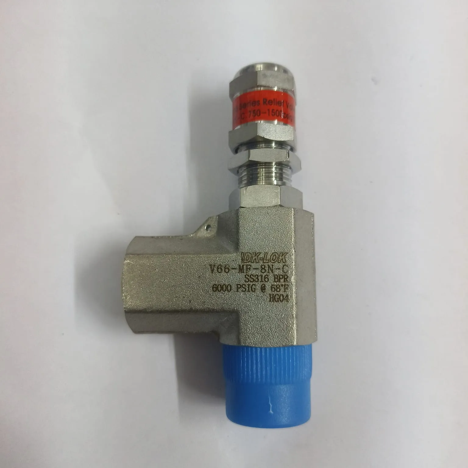 DK-LOK V66 Series Relief Valve, Cracking Pressure 750 to 1500 psig, 1/4" Male x Female NPT Connections, SS316, V66-MF-4N-C - image 4