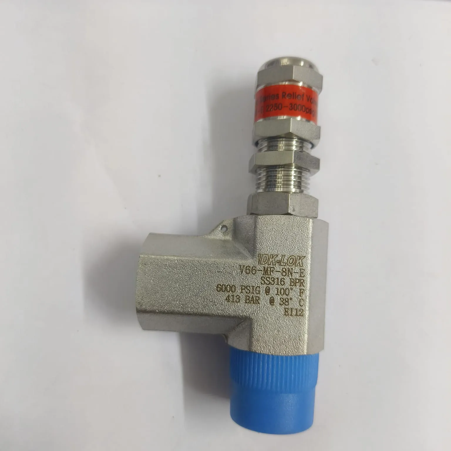 DK-LOK V66 Series Relief Valve, Cracking Pressure 2250 to 3000 psig, 1/2" Male x Female NPT Connections, SS316, V66-MF-8N-E - image 4