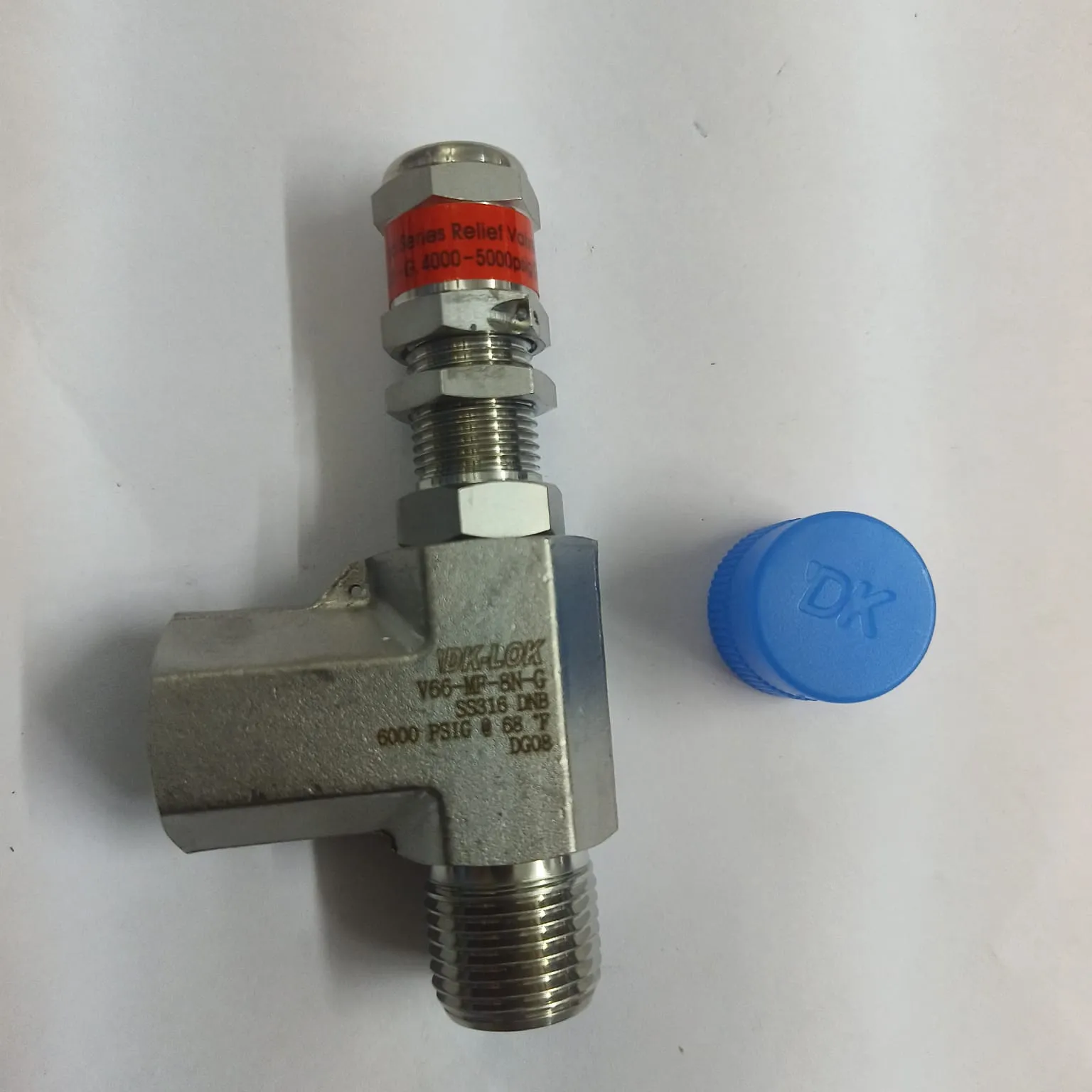 DK-LOK V66 Series Relief Valve, Cracking Pressure 4000 to 5000 psig, 1/2" Male x Female NPT Connections, SS316, V66-MF-8N-G - image 2