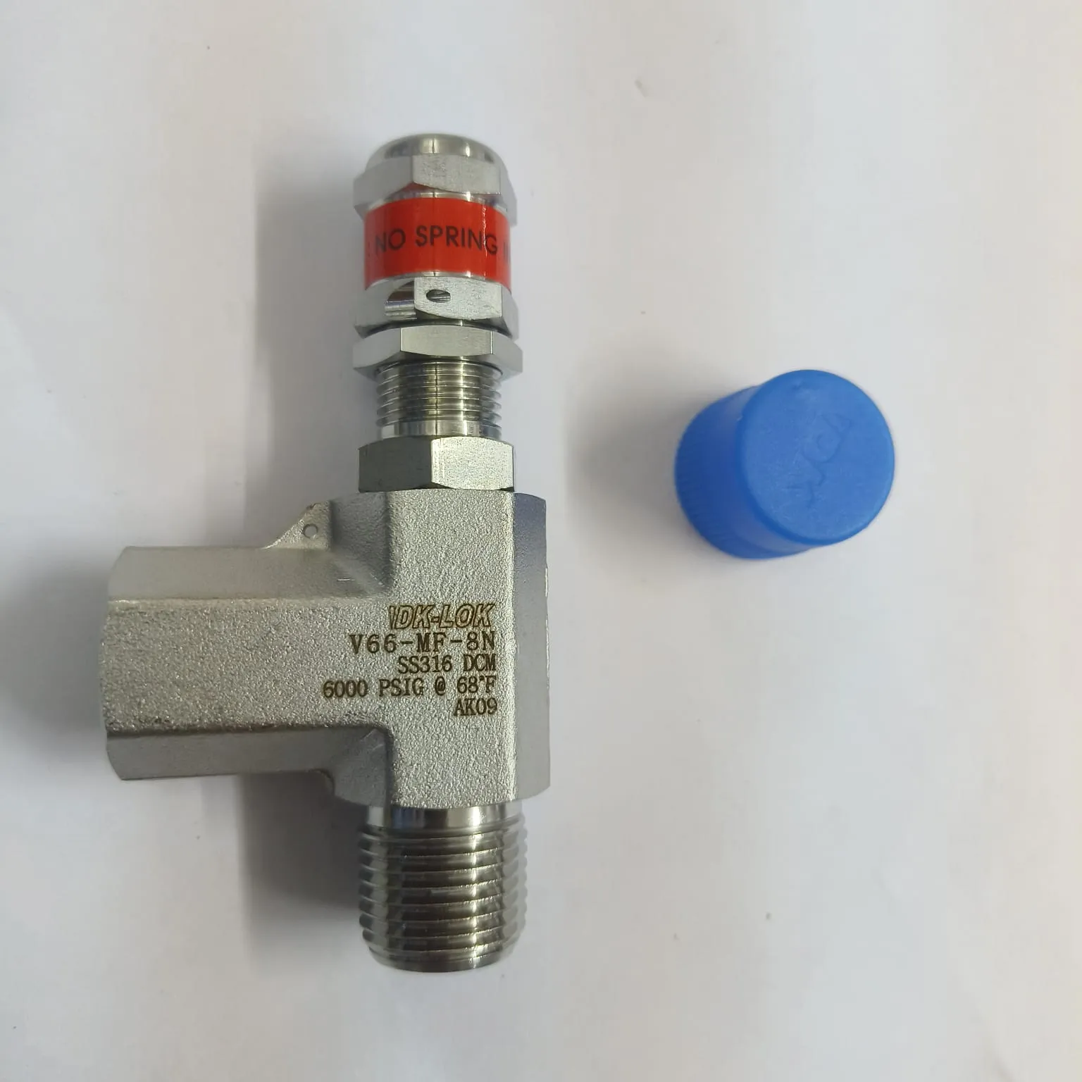 DK-LOK V66 Series Relief Valve, 1/2" Male x Female Connections, No Spring Installed, SS316, V66-MF-8N - image 2