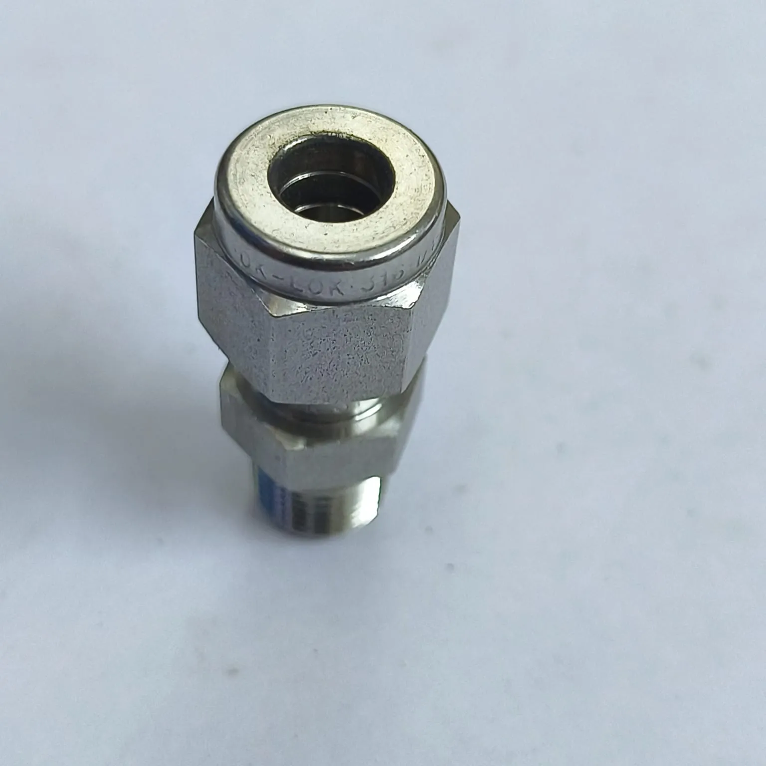DK-LOK Compression Tube Straight Fitting, 1/4" Tube OD x 1/8" Male NPT, SS316, DMC-4-2N-S - image 4