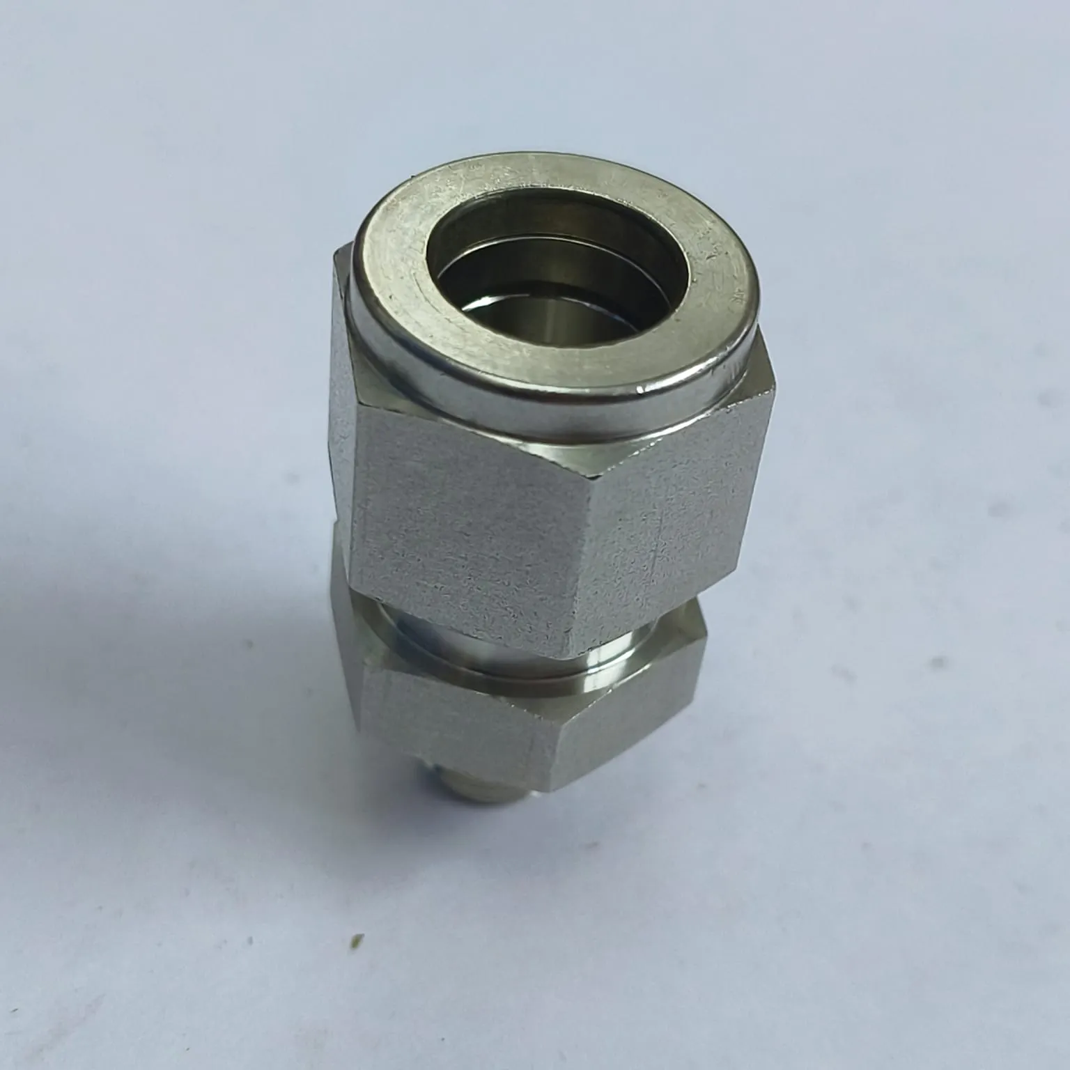 DK-LOK Compression Tube Straight Fitting, 1/2" Tube OD x 1/8" Male NPT, SS316, DMC-8-2N-S - image 4