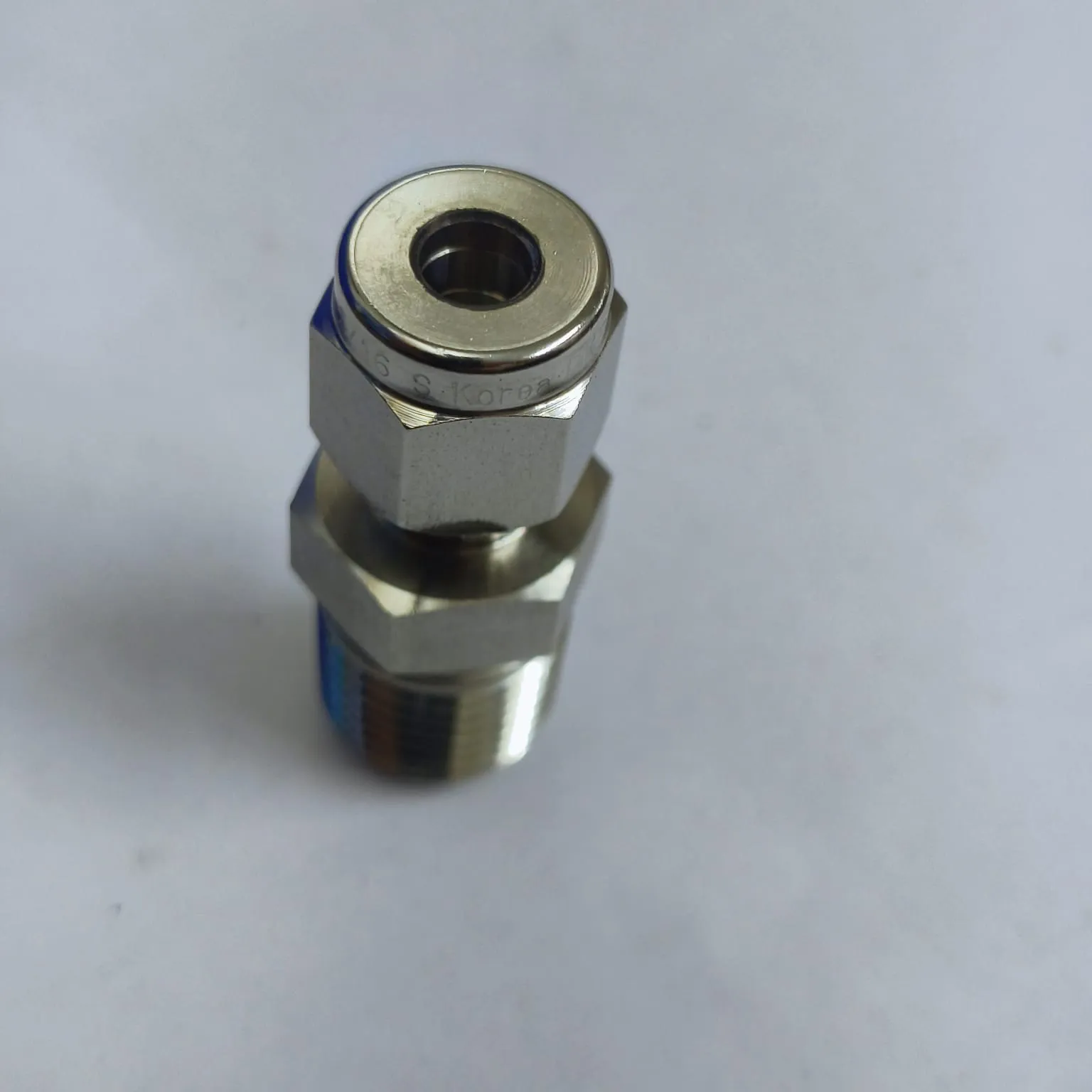 DK-LOK Compression Tube Straight Fitting, 3/16" Tube OD x 1/4" Male NPT, SS316, DMC-3-4N-S - image 3