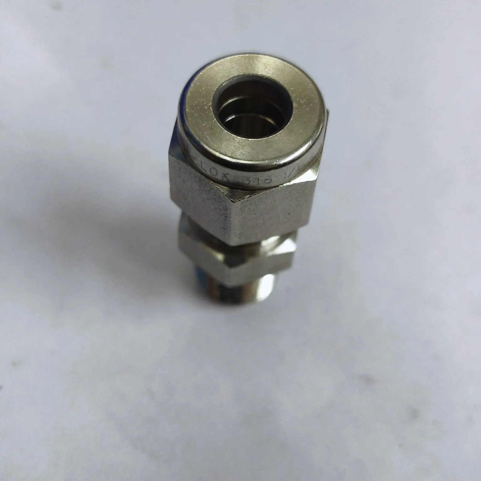 DK-LOK Compression Tube Straight Fitting, 1/4" Tube OD x 1/4" Male NPT, SS316, DMC-4-4N-S - image 4