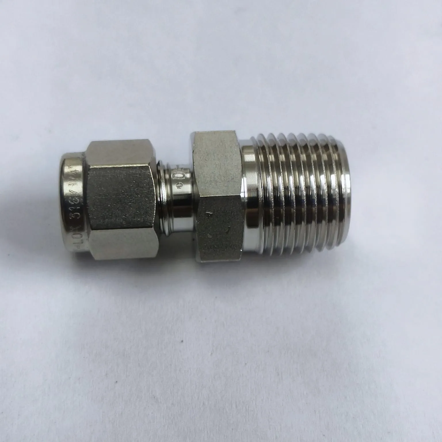 DK-LOK Compression Tube Straight Fitting, 1/4" Tube OD x 3/8" Male NPT, SS316, DMC-4-6N-S - image 2