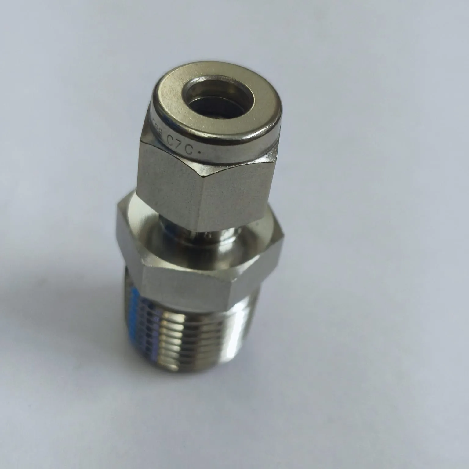 DK-LOK Compression Tube Straight Fitting, 1/4" Tube OD x 3/8" Male NPT, SS316, DMC-4-6N-S - image 4