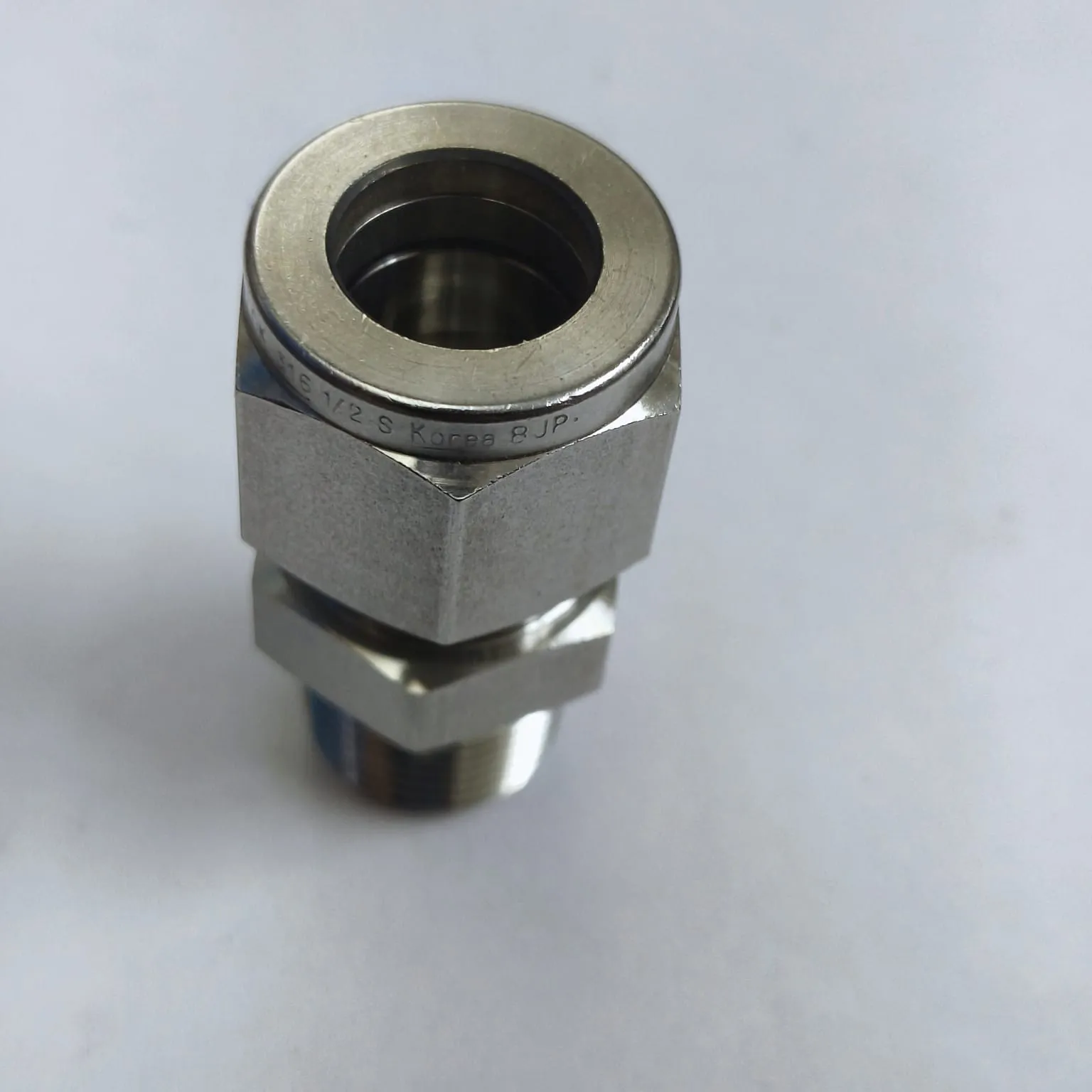 DK-LOK Compression Tube Straight Fitting, 1/2" Tube OD x 3/8" Male NPT, SS316, DMC-8-6N-S - image 3