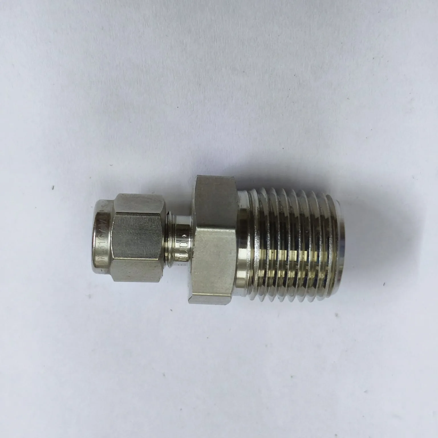 DK-LOK Compression Tube Straight Fitting, 1/4" Tube OD x 1/2" Male NPT, SS316, DMC-4-8N-S - image 2
