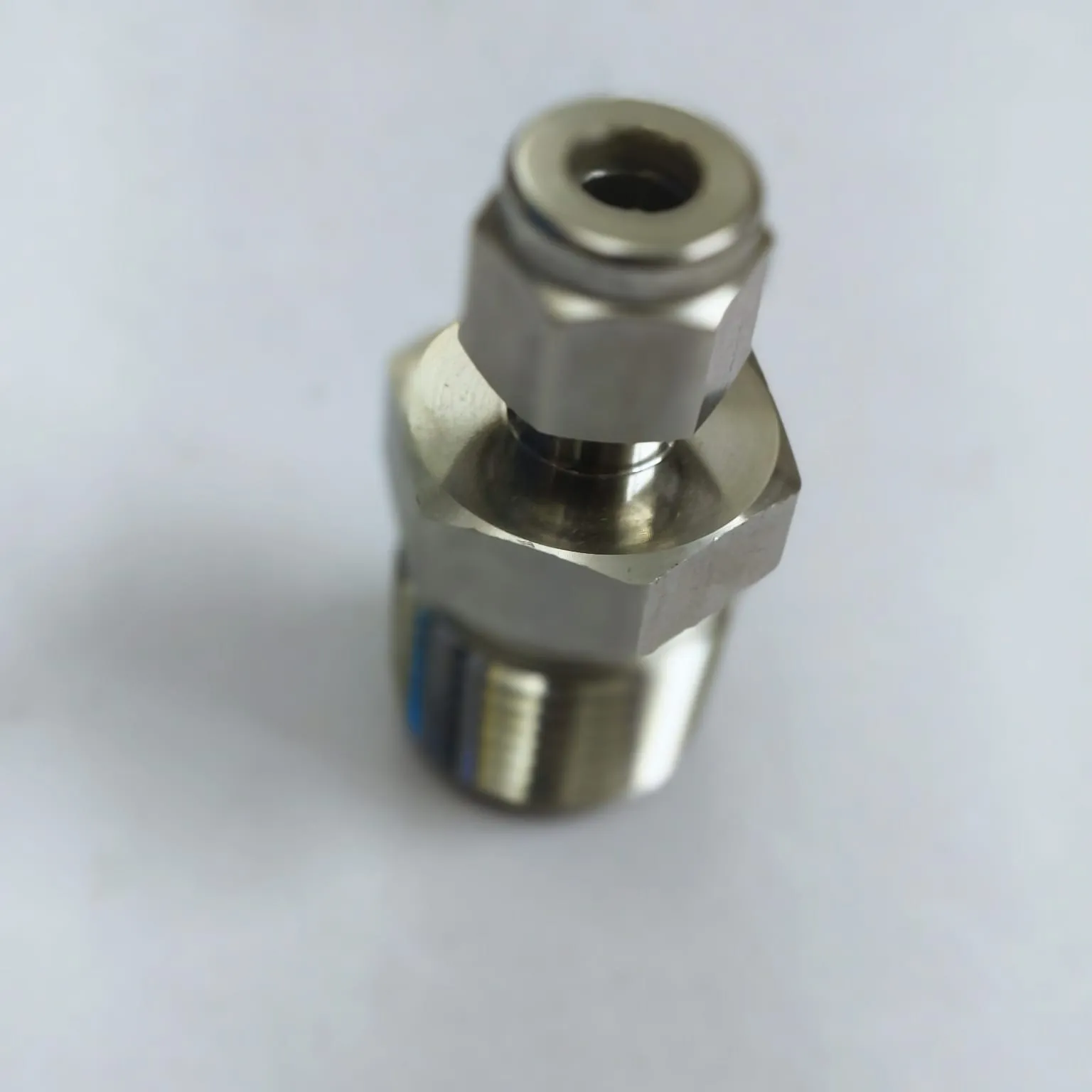 DK-LOK Compression Tube Straight Fitting, 1/4" Tube OD x 1/2" Male NPT, SS316, DMC-4-8N-S - image 4
