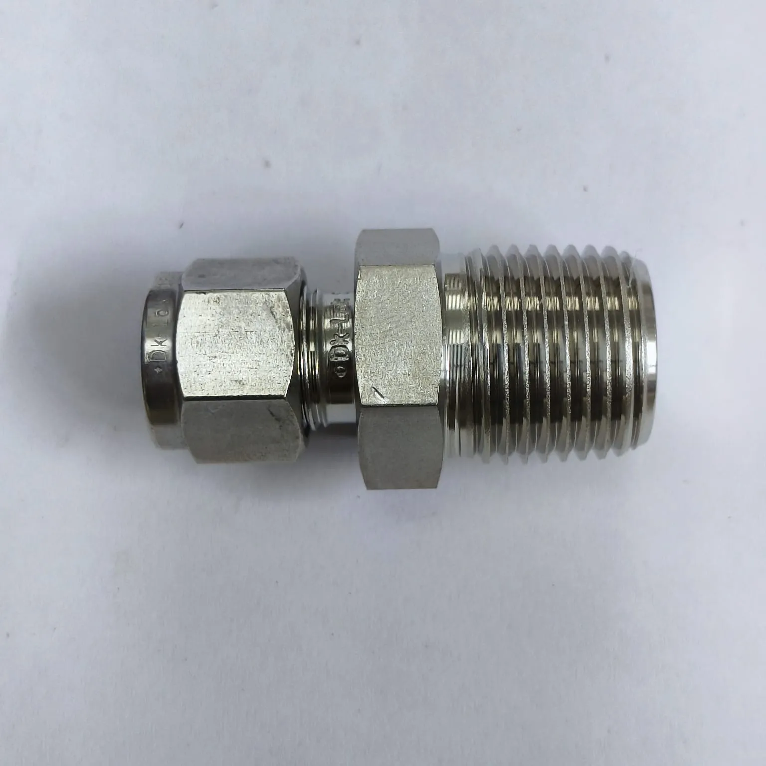 DK-LOK Compression Tube Straight Fitting, 3/8" Tube OD x 1/2" Male NPT, SS316, DMC-6-8N-S - image 2