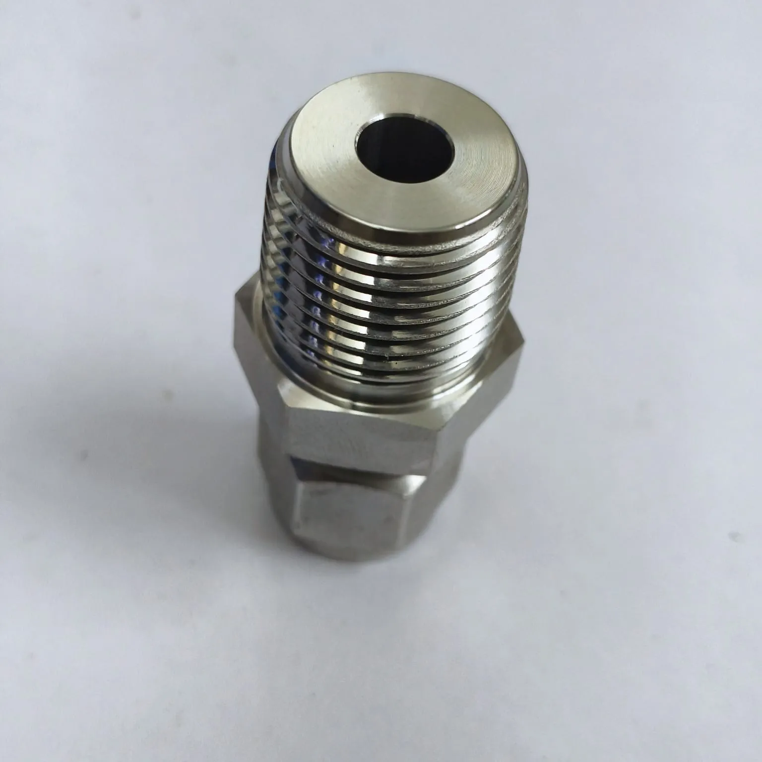 DK-LOK Compression Tube Straight Fitting, 3/8" Tube OD x 1/2" Male NPT, SS316, DMC-6-8N-S - image 4