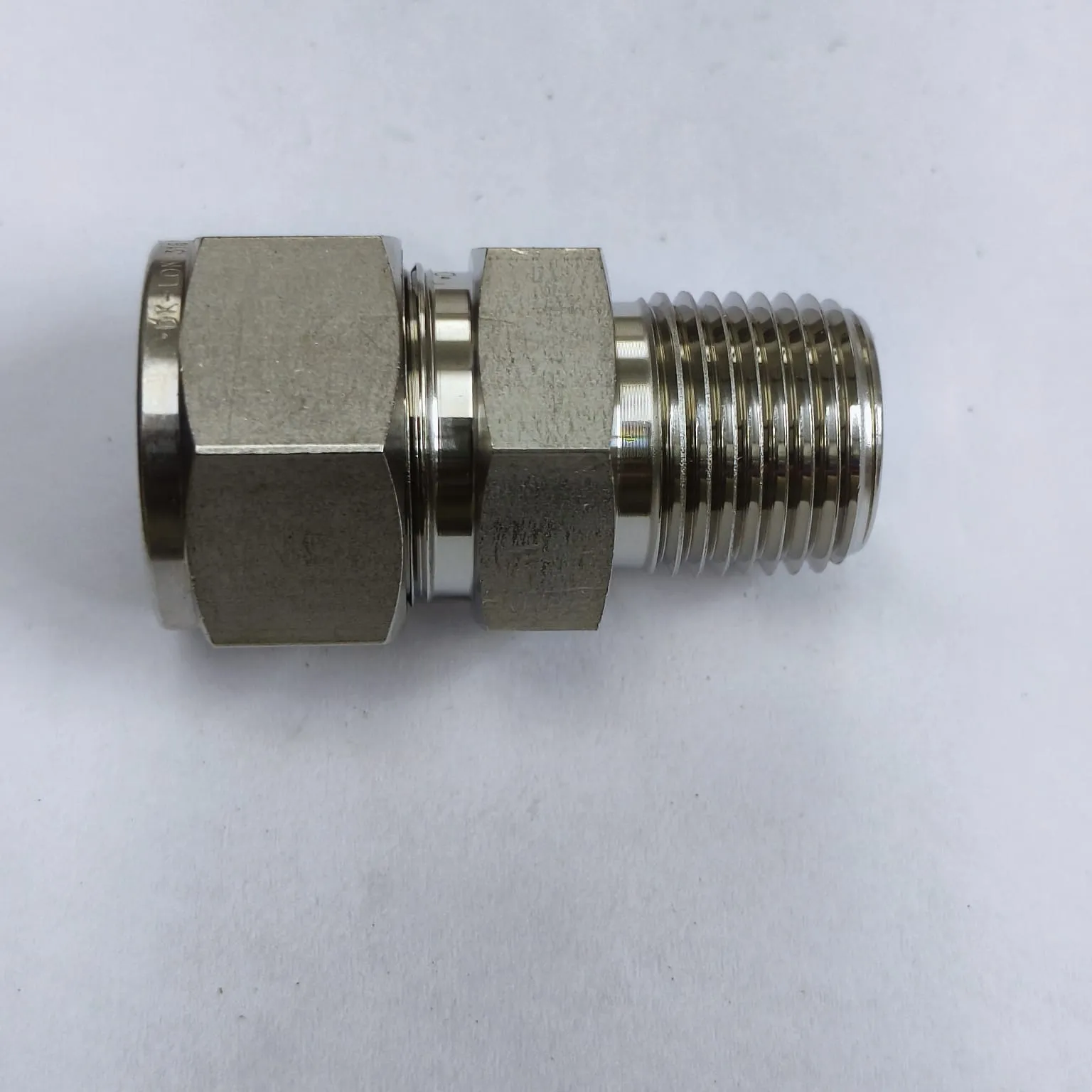 DK-LOK Compression Tube Straight Fitting, 3/4" Tube OD x 1/2" Male NPT, SS316, DMC-12-8N-S - image 2