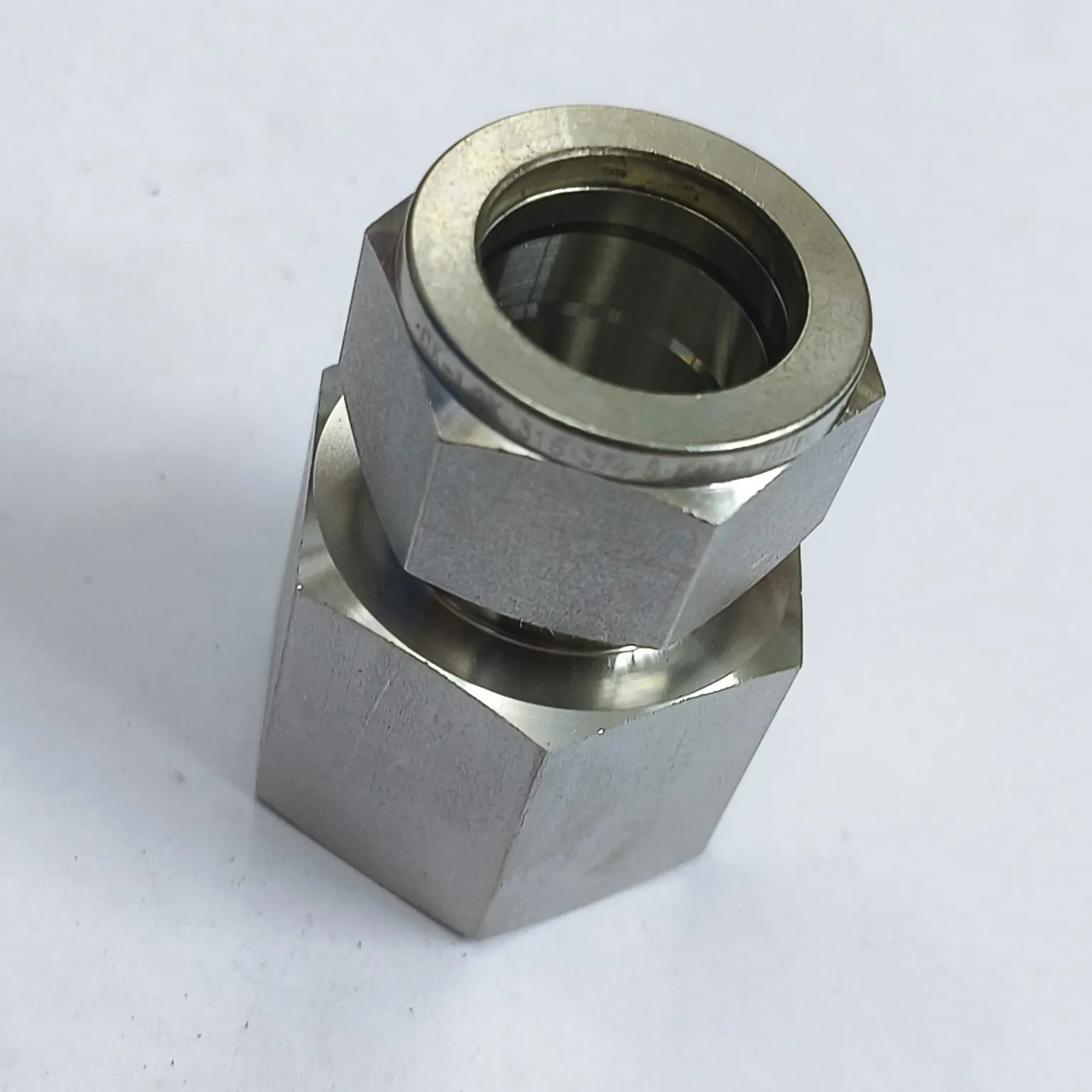 DK-LOK Compression Tube Straight Fitting, 3/4" Tube OD x 3/4" Female NPT, SS316, DCF-12-12N-S - image 3