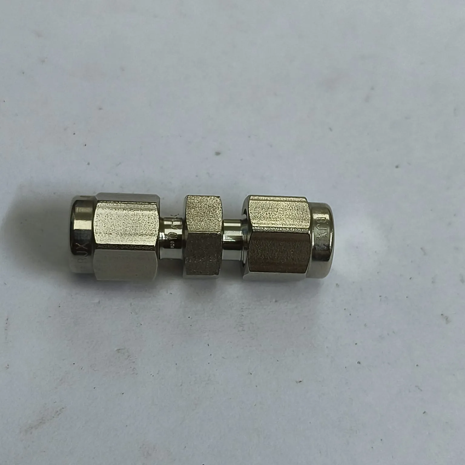 DK-LOK Compression Tube Straight Fitting, 1/8" Tube OD x 1/8" Tube OD, SS316, DU-2-S - image 2
