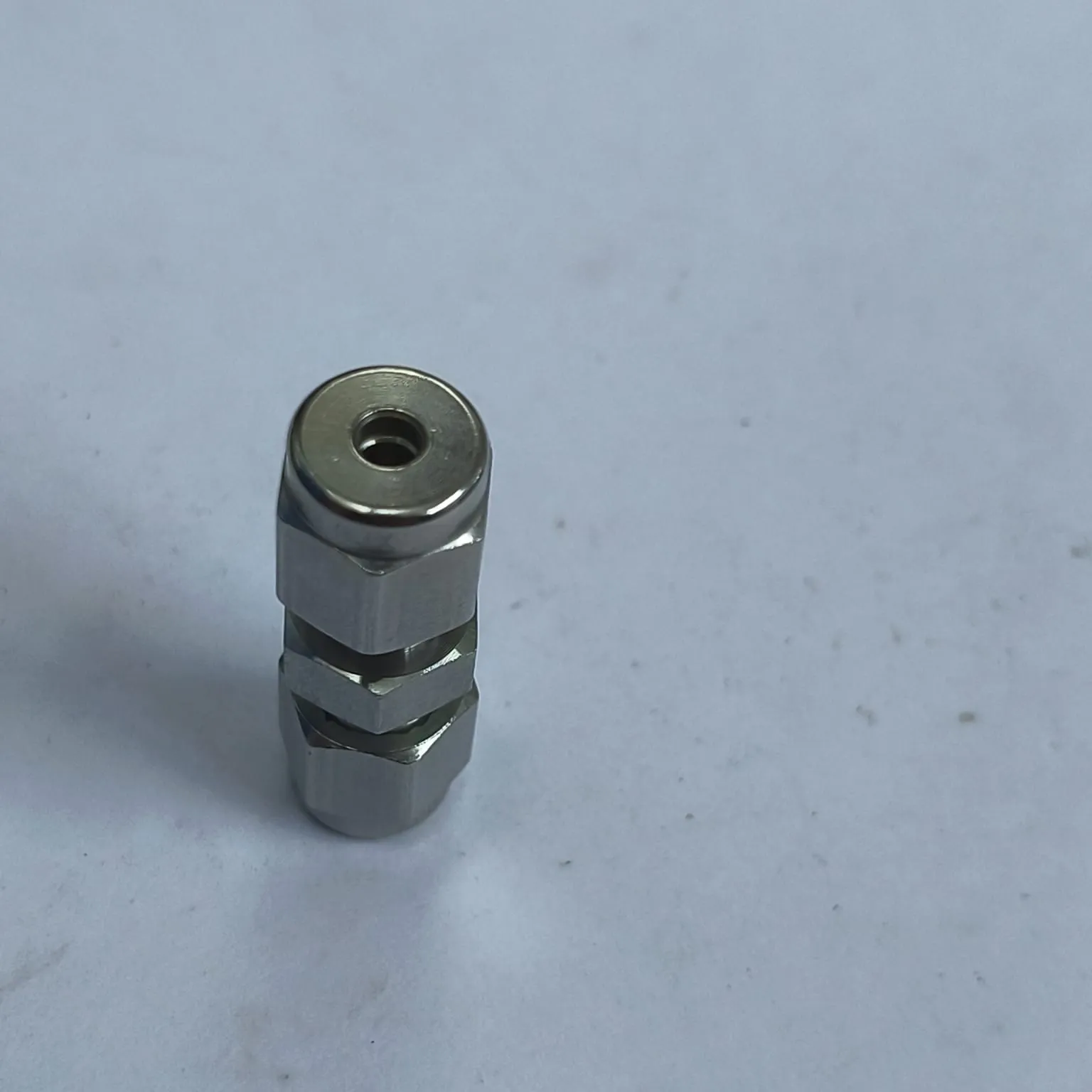 DK-LOK Compression Tube Straight Fitting, 1/8" Tube OD x 1/8" Tube OD, SS316, DU-2-S - image 3