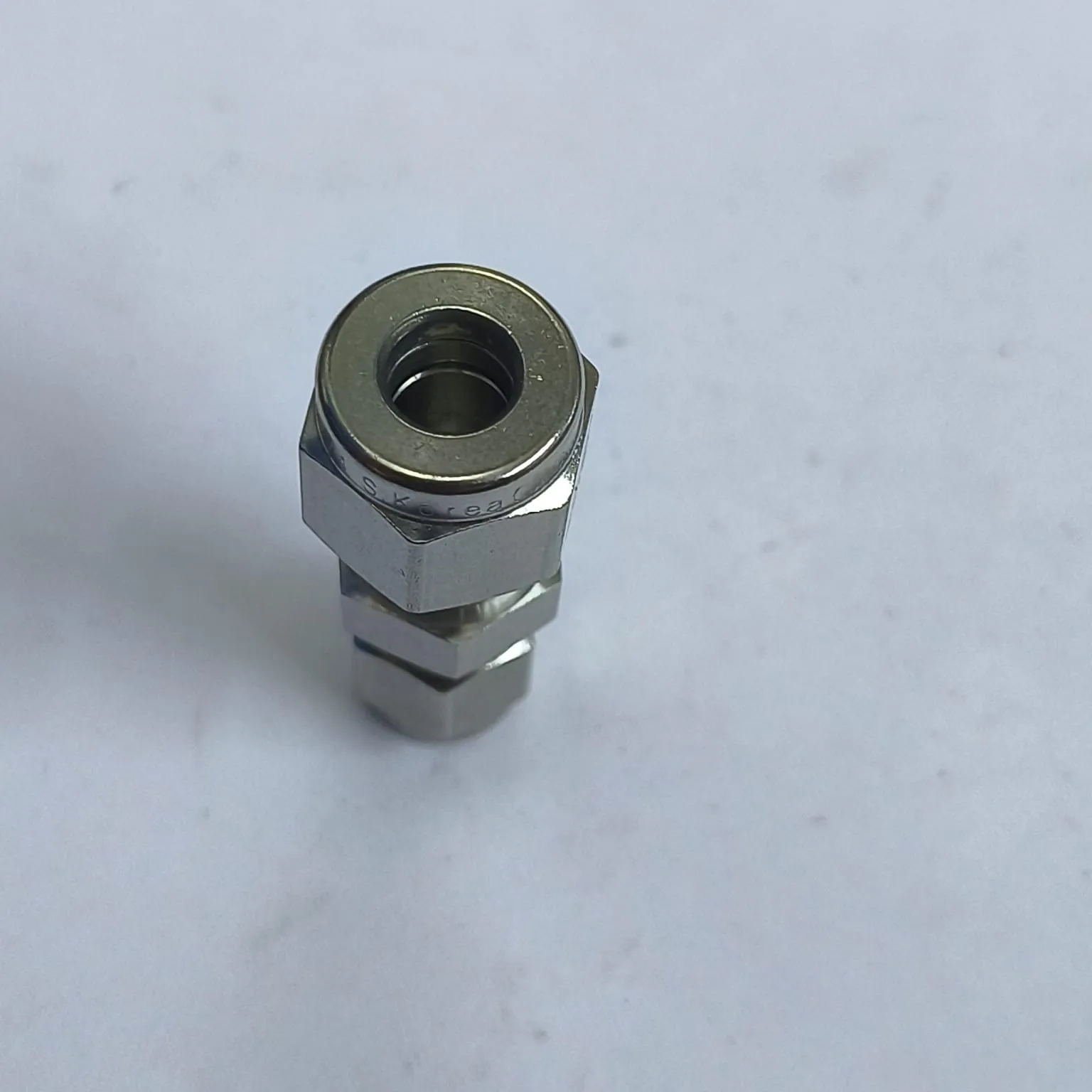 DK-LOK Compression Tube Straight Reducing Fitting, 1/4" Tube OD x 1/8" Tube OD, SS316, DUR-4-2-S - image 3
