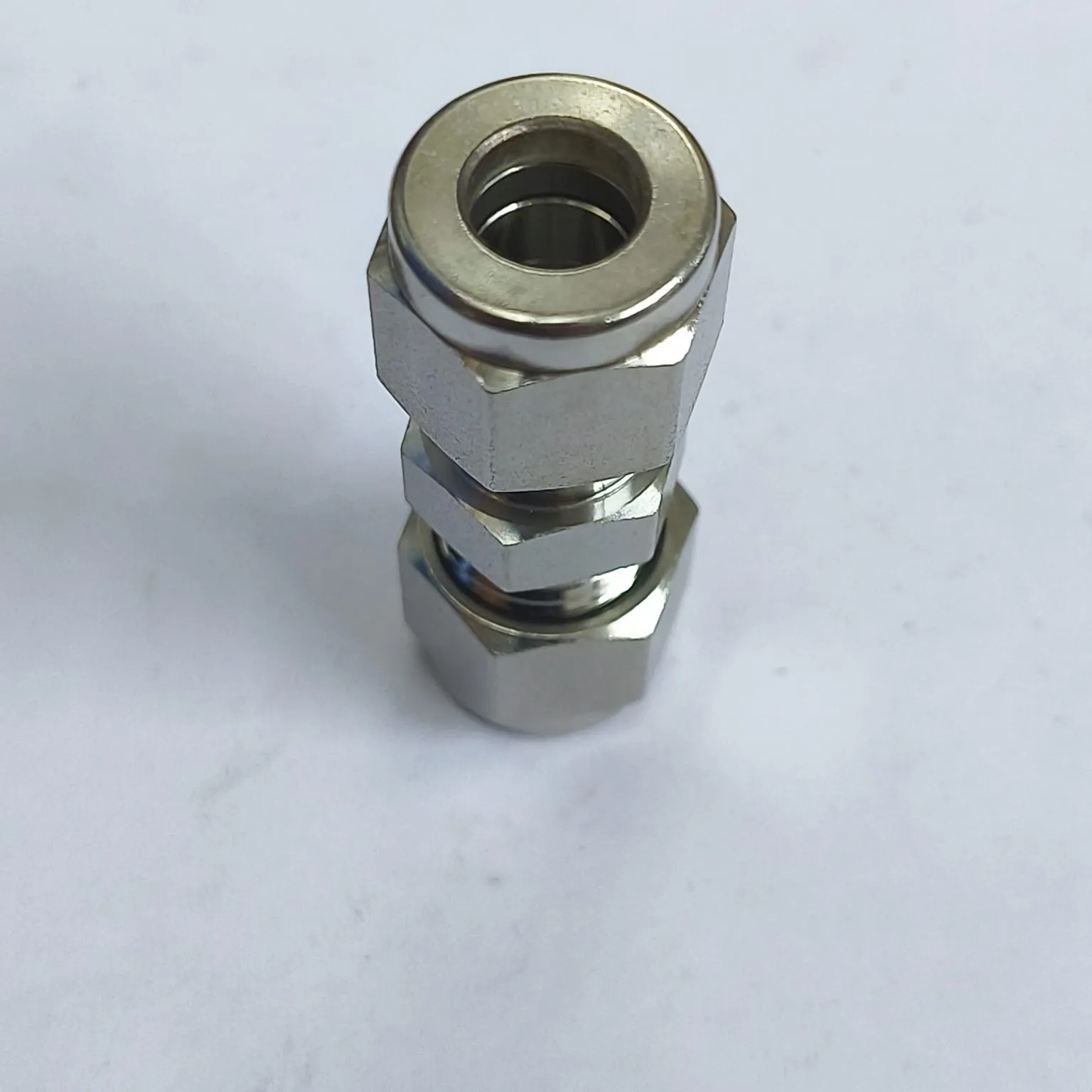 DK-LOK Compression Tube Straight Fitting, 5/16" Tube OD x 5/16" Tube OD, SS316, DU-5-S - image 3