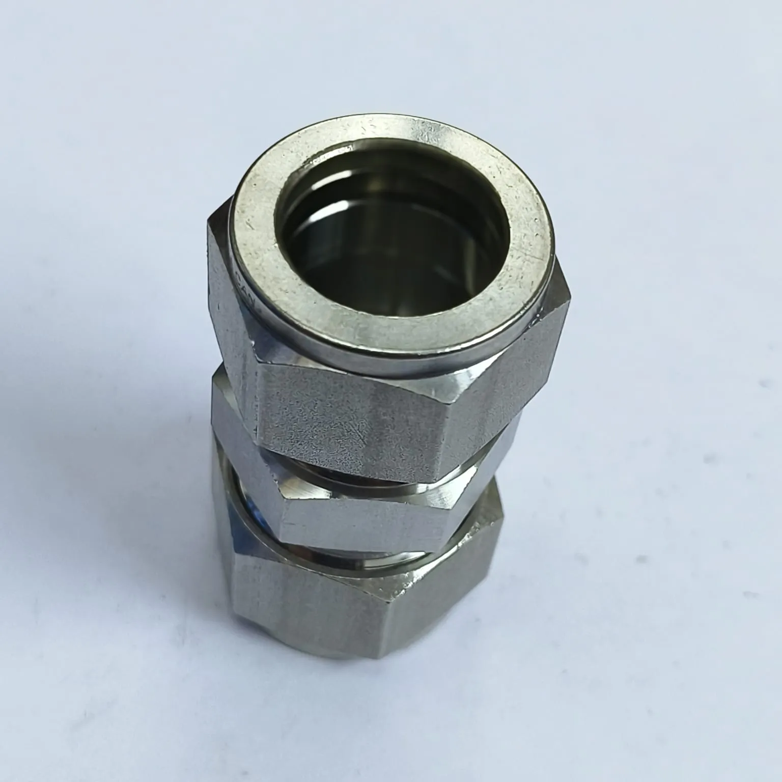 DK-LOK Compression Tube Straight Fitting, 3/4" Tube OD x 3/4" Tube OD, SS316, DU-12-S - image 3