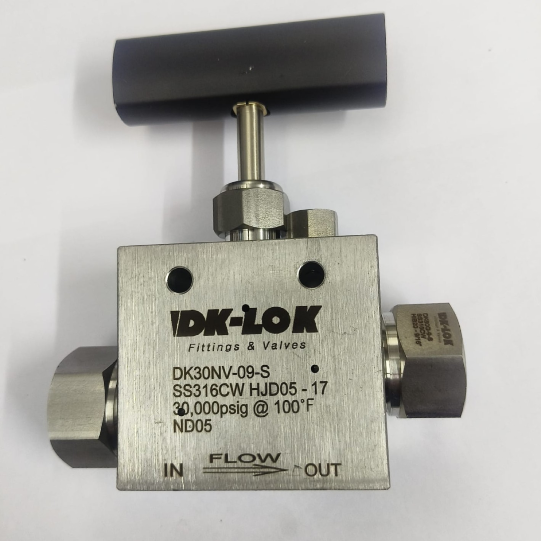 DK-LOK Straight High Pressure Needle Valve, 30000 psi, 9/16" Tube OD Connections, SS316L, DK30NV-09-S - image 2