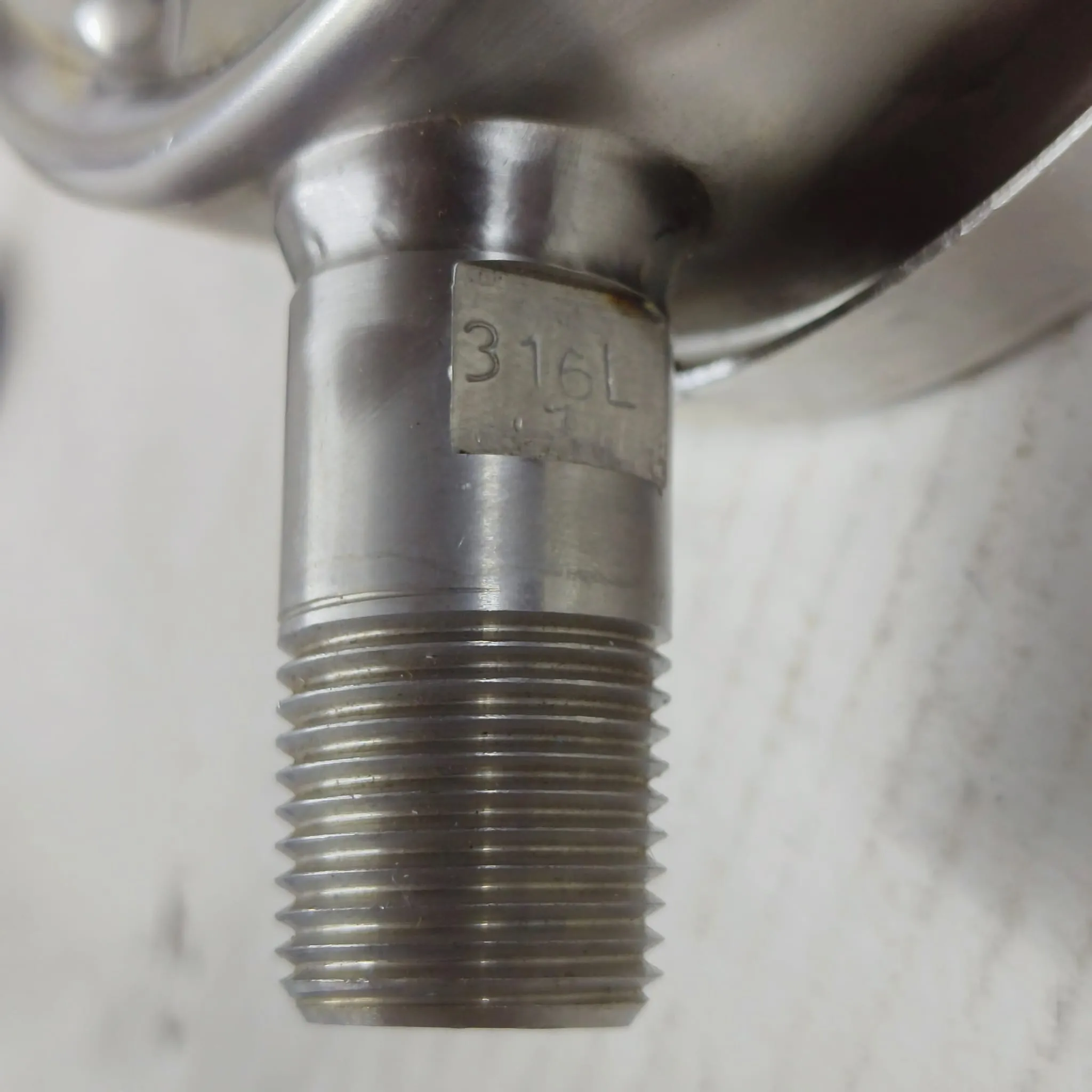 General Instruments Pressure Gauge BSPG-V, 0...30 psi, 2nd Scale bar, 6" Dial, 1/2" Male NPT Lower Mount, SS Body & Parts, BSPG-V-150-S4S-S6S-S6S-S4S-T15NTM-(0-30)-PSI/BAR-DUS - image 6