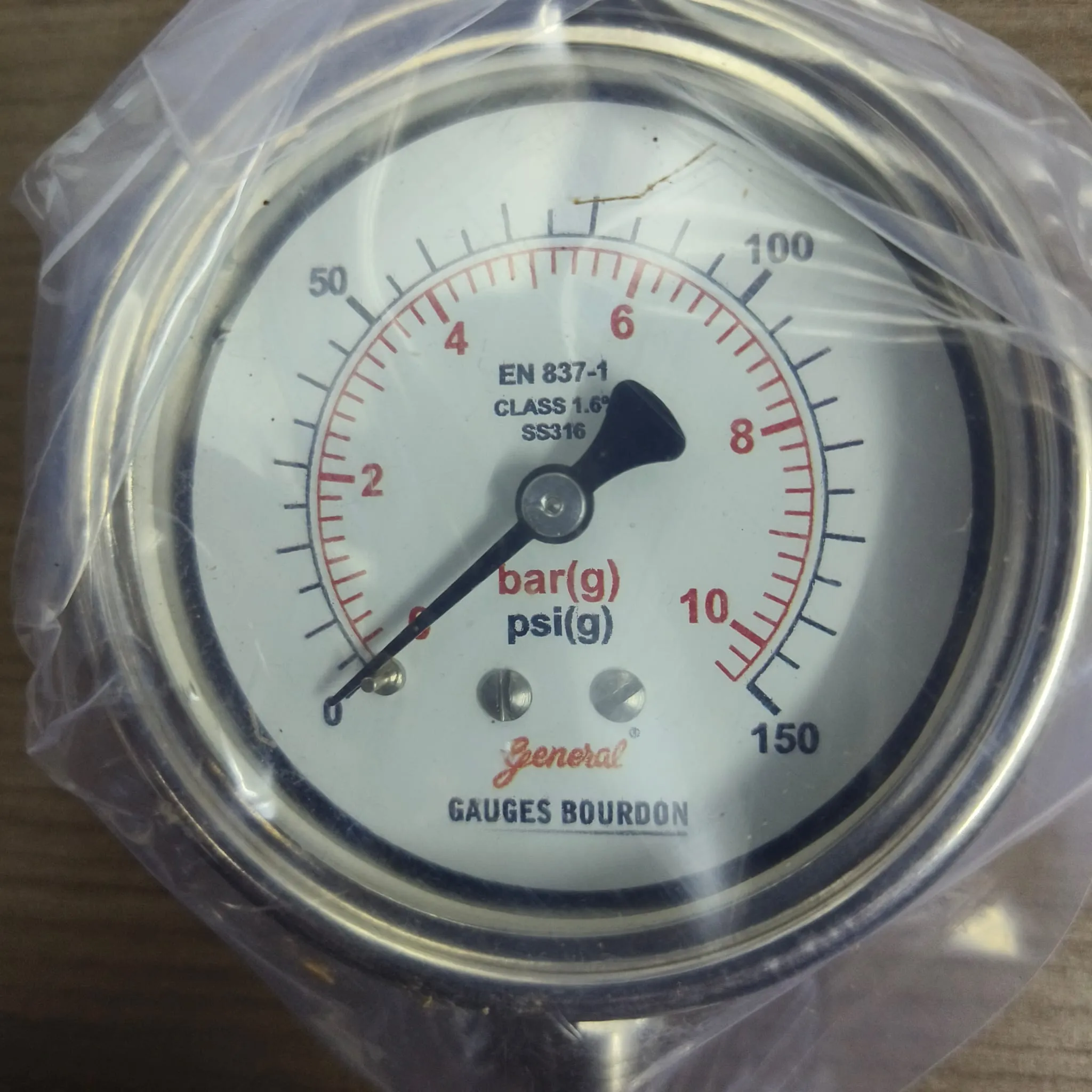 General Instruments Pressure Gauge SPGS-V, 0...150 psi, 2nd Scale bar, 2.5" Dial, 1/4" Male NPT Lower Mount, SS Body & Parts, SPGS-V-063-S4S-S6S-S6S-S4S-T06NTM-(0-150)-PSI/BAR-A16-DUS - image 3