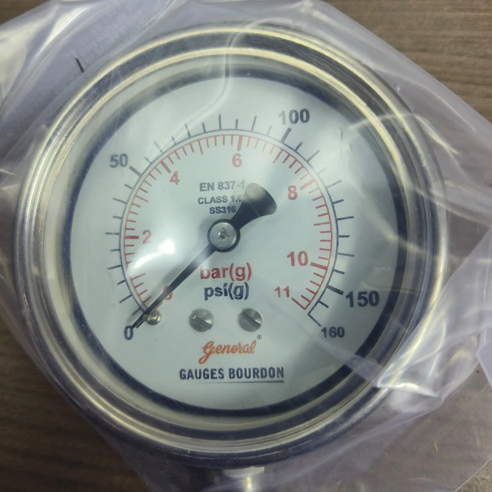 General Instruments Pressure Gauge SPGS-V, 0...160 psi, 2nd Scale bar, 2.5" Dial, 1/4" Male NPT Lower Mount, SS Body & Parts, SPGS-V-063-S4S-S6S-S6S-S4S-T06NTM-(0-160)-PSI/BAR-A16-DUS - image 3