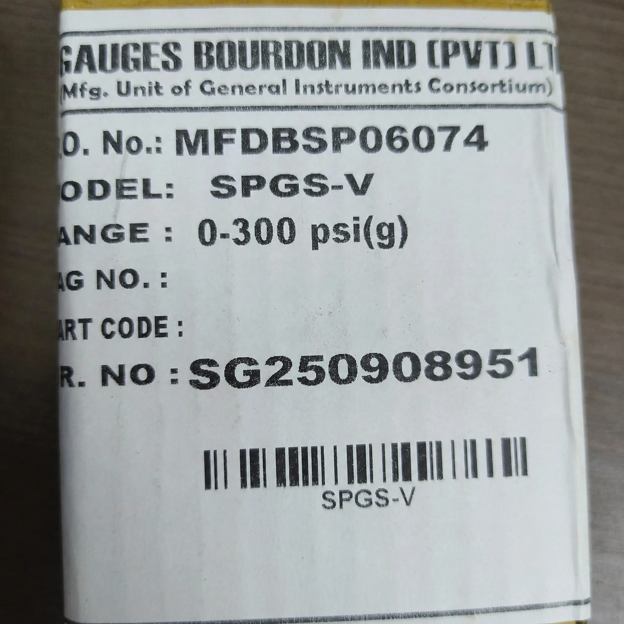 General Instruments Pressure Gauge SPGS-V, 0...300 psi, 2nd Scale bar, 2.5" Dial, 1/4" Male NPT Lower Mount, SS Body & Parts, SPGS-V-063-S4S-S6S-S6S-S4S-T06NTM-(0-300)-PSI/BAR-A16-DUS - image 2