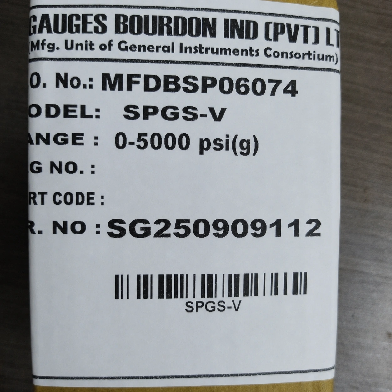 General Instruments Pressure Gauge SPGS-V, 0...5000 psi, 2nd Scale bar, 2.5" Dial, 1/4" Male NPT Lower Mount, SS Body & Parts, SPGS-V-063-S4S-S6S-S6S-S4S-T06NTM-(0-5000)-PSI/BAR-A16-DUS - image 2