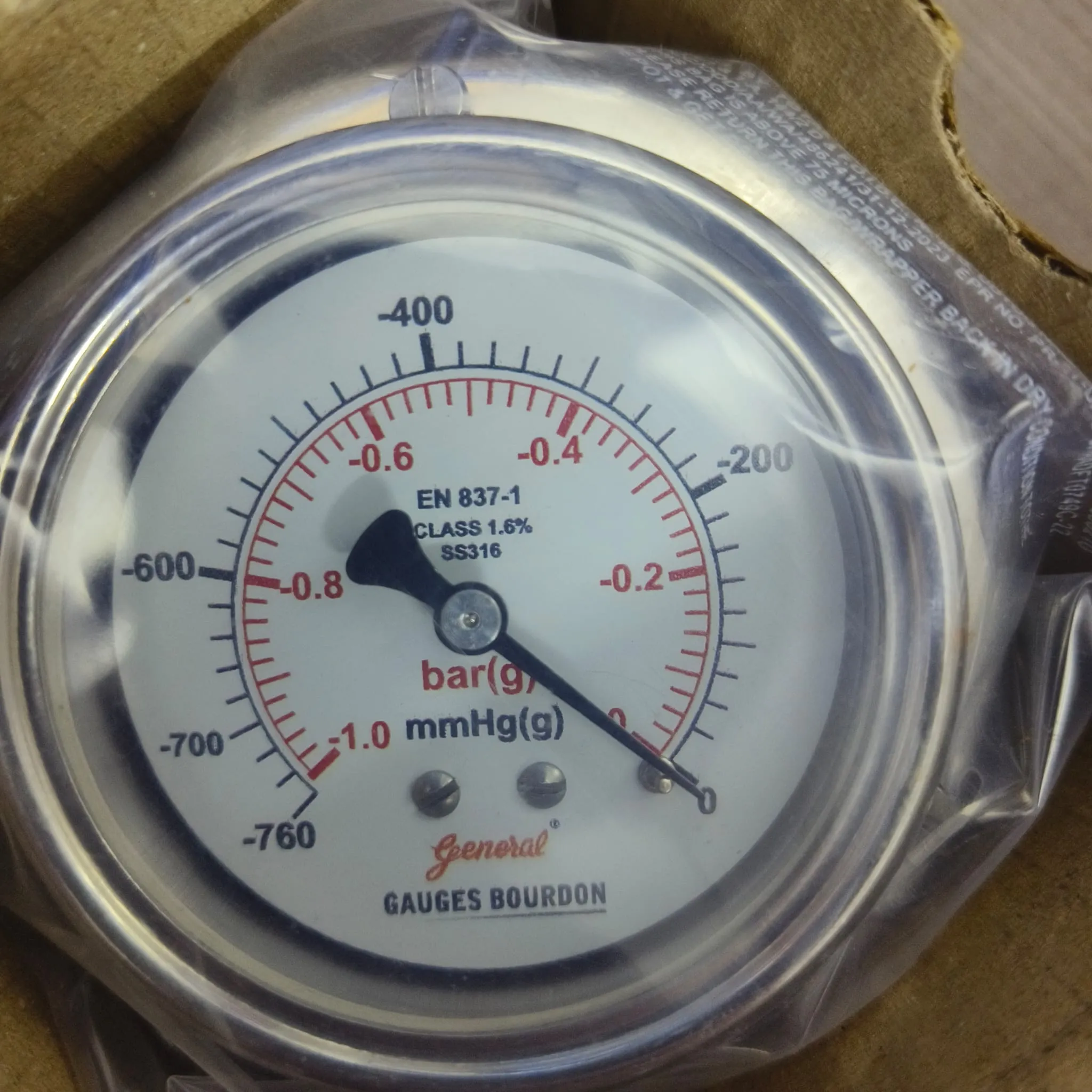 General Instruments Vacuum Gauge SPGS-P, -760...0 mmHg, 2nd Scale bar, 2.5" Dial, 1/4" Male NPT Back Mount With Front Flange, SS Body & Parts, SPGS-P-063-S4S-S6S-S6S-S4S-T06NTM-(-760-0)-MMH/BAR-A16-DUS - image 3