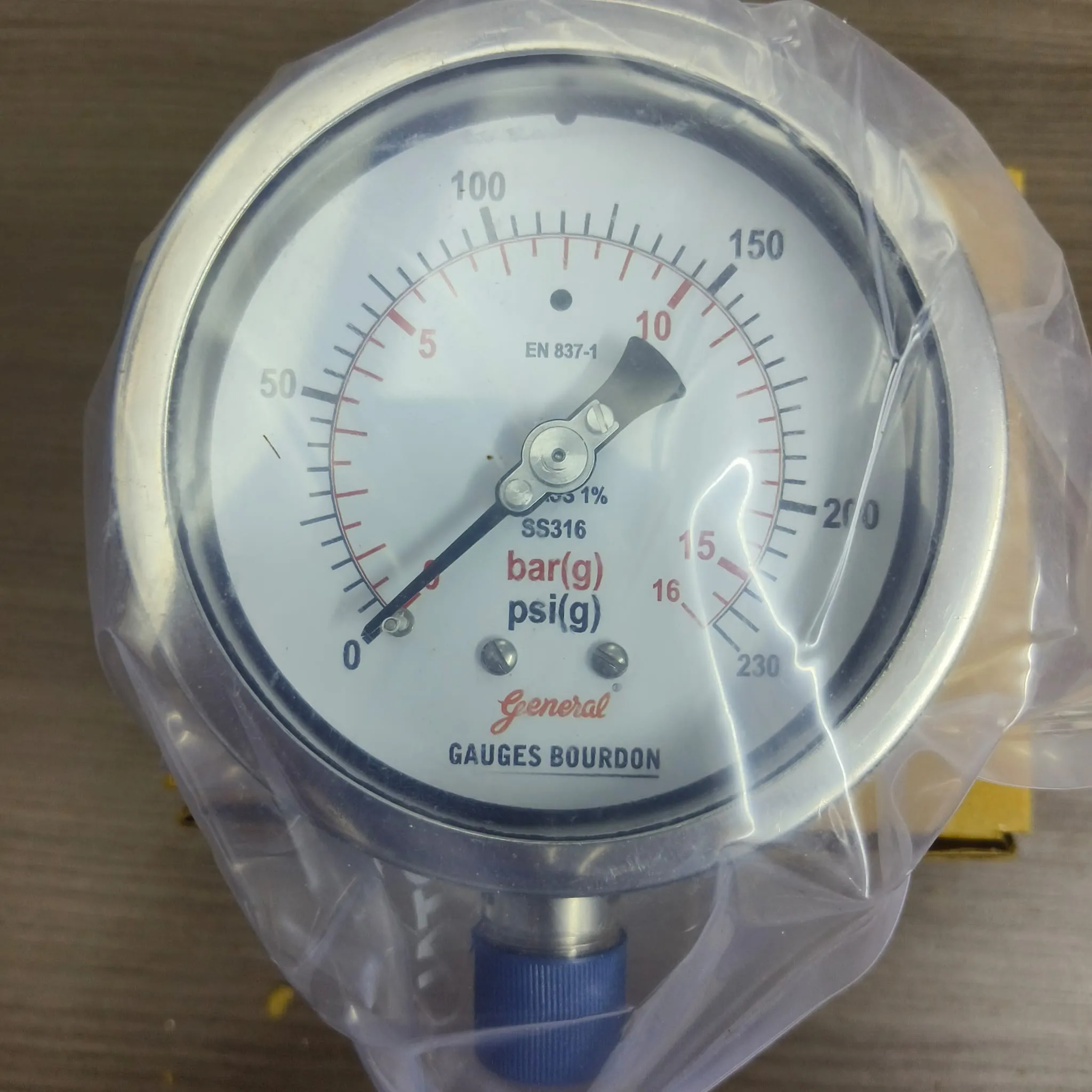 General Instruments Pressure Gauge BSPG-V, 0...230 psi, 2nd Scale bar, 4" Dial, 1/2" Male NPT Lower Mount, SS Body & Parts, BSPG-V-100-S4S-S6S-S6S-S4S-T15NTM-(0-230)-PSI/BAR-DUS - image 3