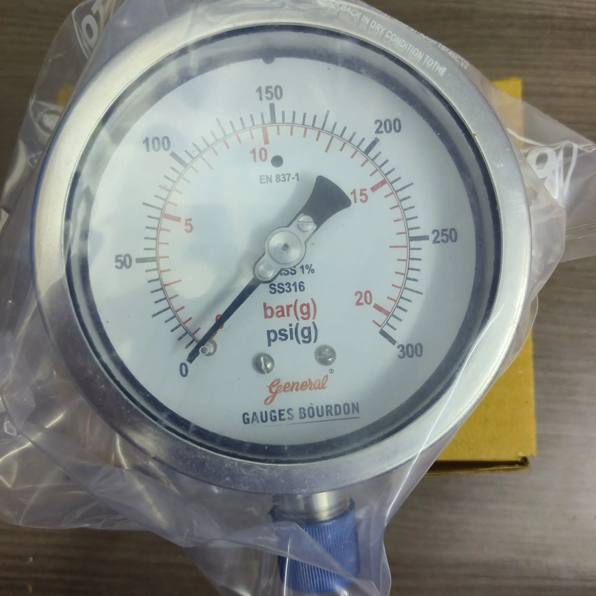 General Instruments Pressure Gauge BSPG-V, 0...300 psi, 2nd Scale bar, 4" Dial, 1/2" Male NPT Lower Mount, SS Body & Parts, BSPG-V-100-S4S-S6S-S6S-S4S-T15NTM-(0-300)-PSI/BAR-DUS - image 3